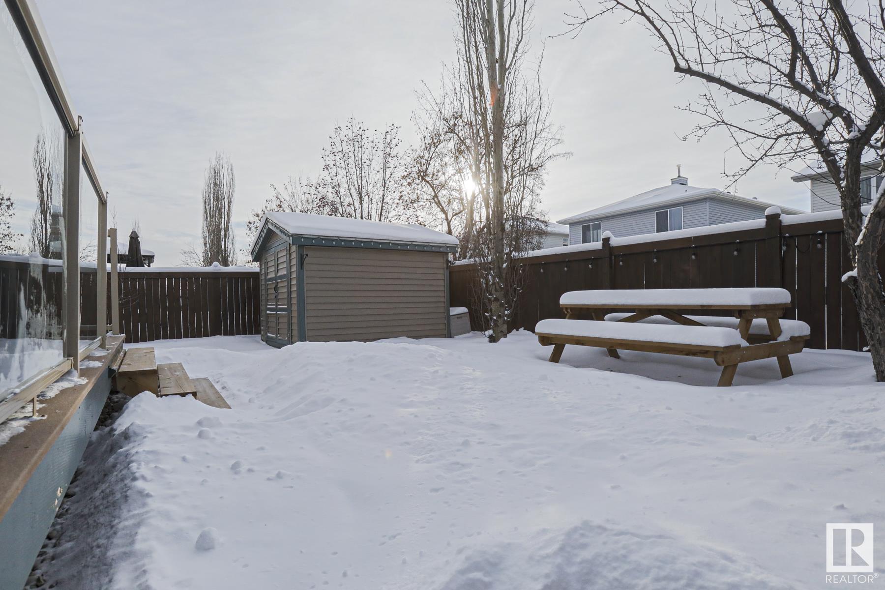      11 LAMPLIGHT CV , Spruce Grove,  ,T7X 4R2 ;  Listing Number: MLS E4420609