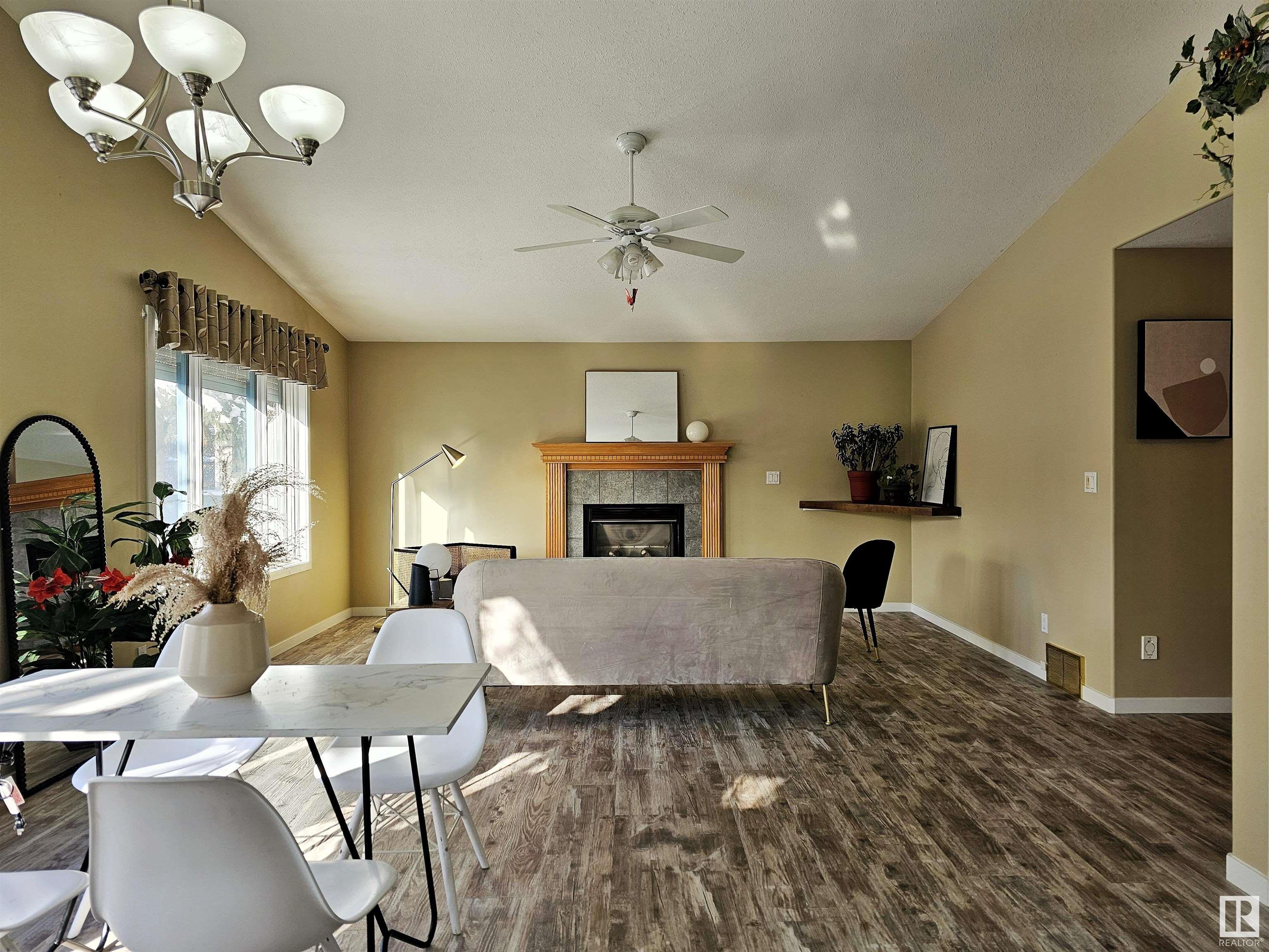      11 HANRATTY PT NW , St. Albert,  ,T8N 6B5 ;  Listing Number: MLS E4420618