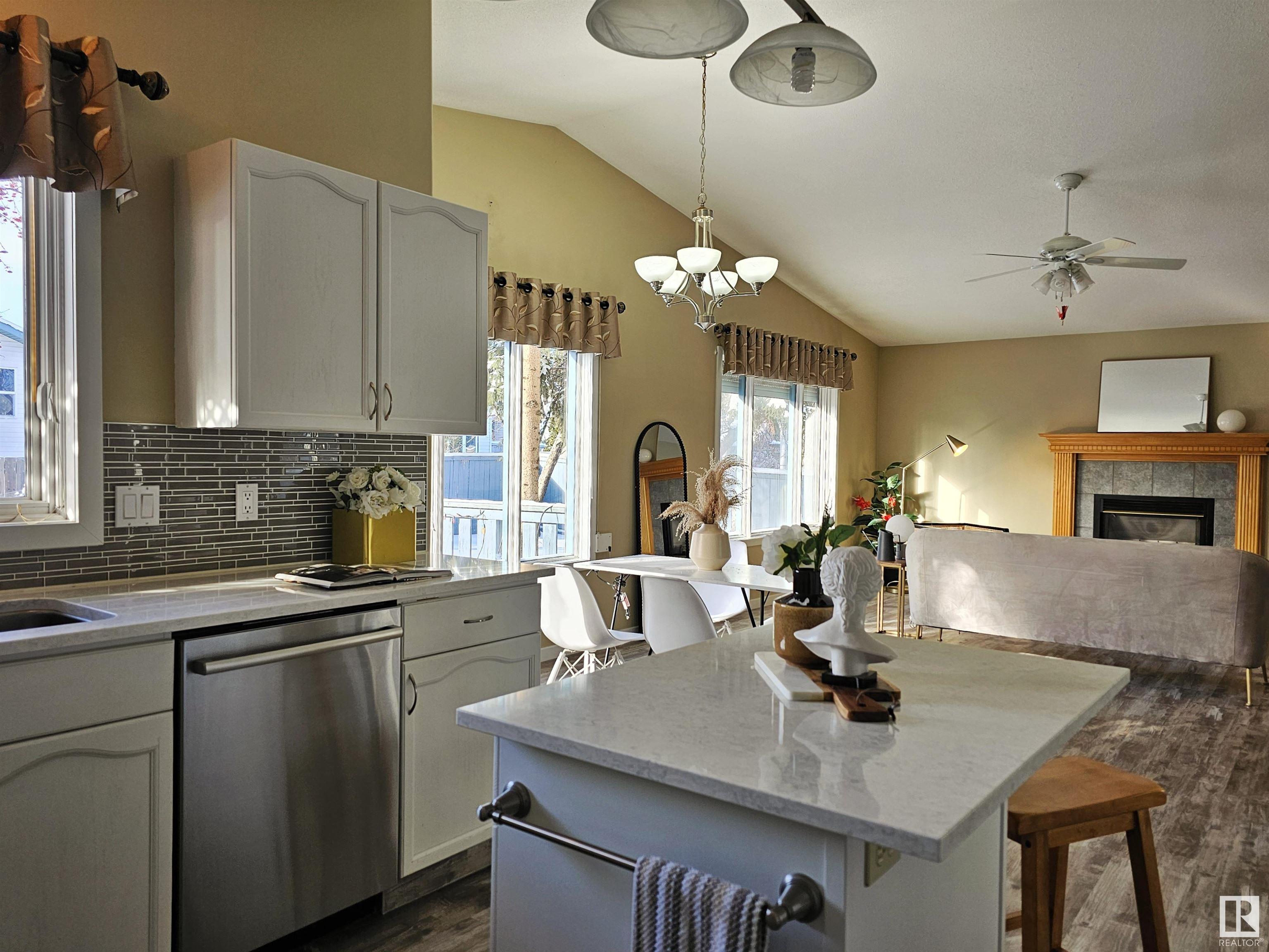      11 HANRATTY PT NW , St. Albert,  ,T8N 6B5 ;  Listing Number: MLS E4420618