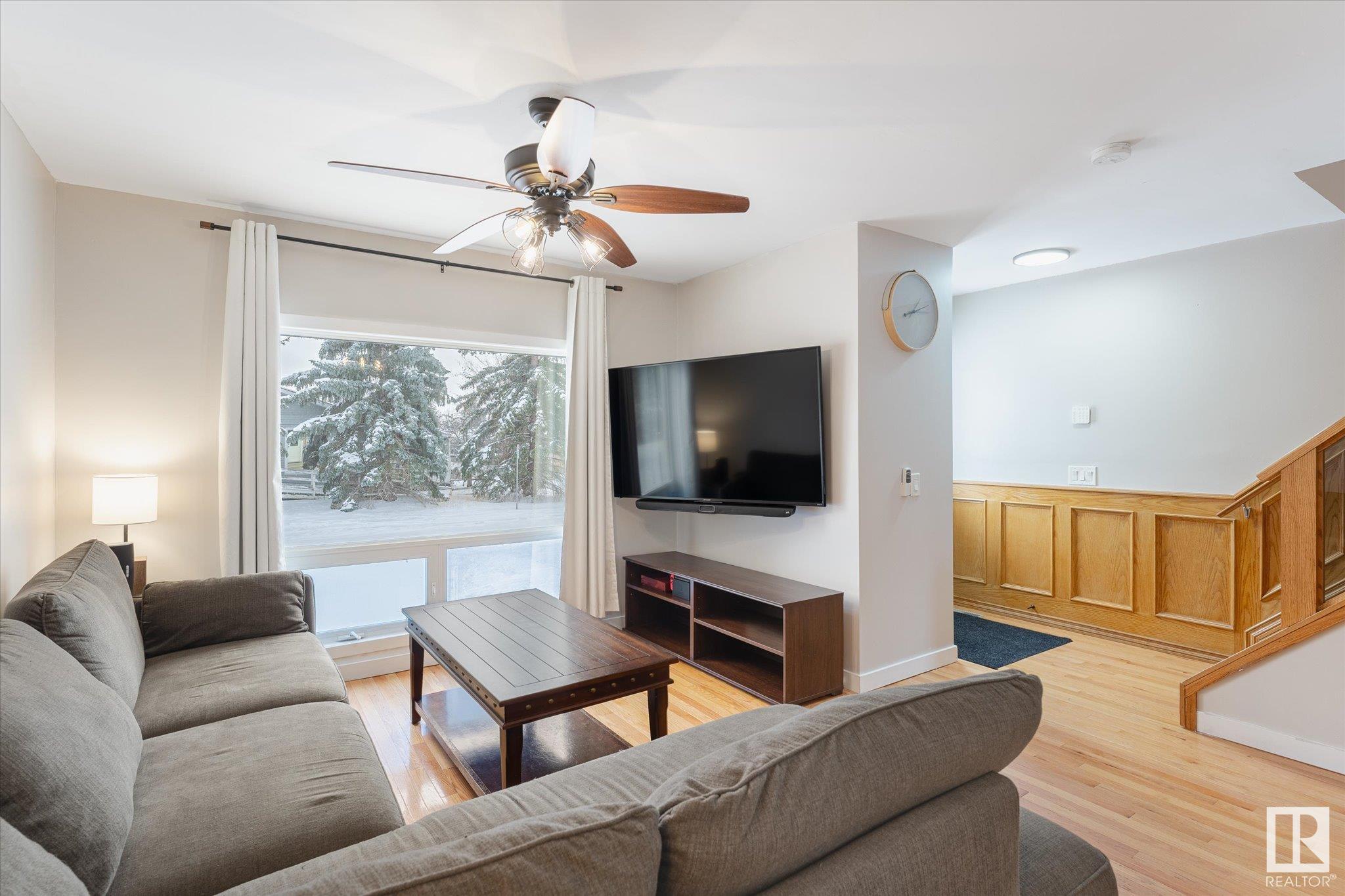      5512 20A AV NW , Edmonton,  ,T6L 4V2 ;  Listing Number: MLS E4420621