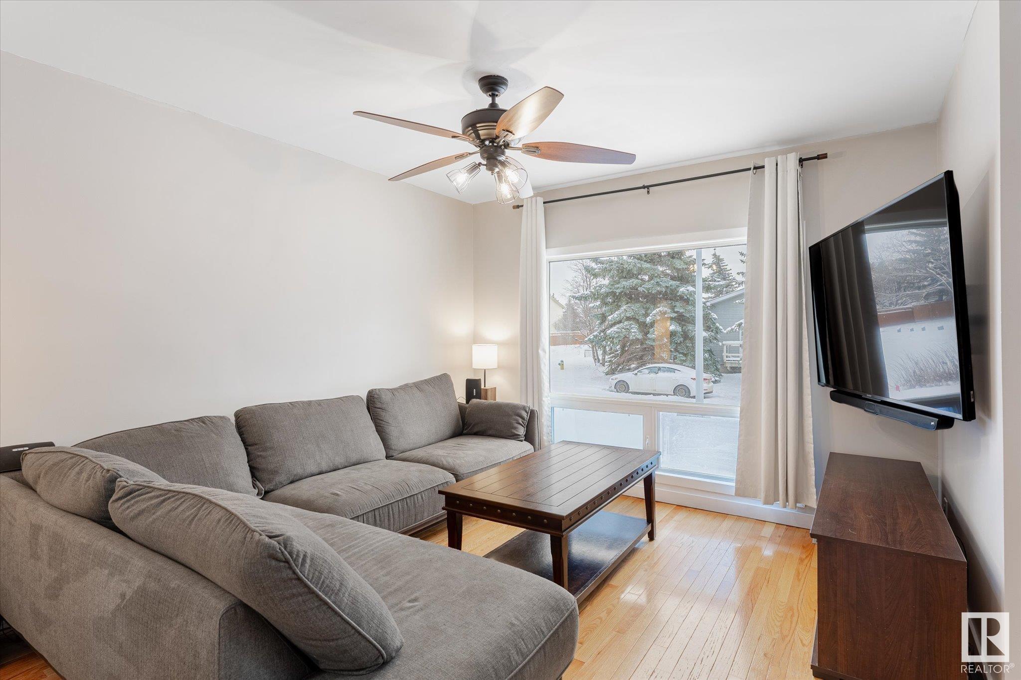      5512 20A AV NW , Edmonton,  ,T6L 4V2 ;  Listing Number: MLS E4420621