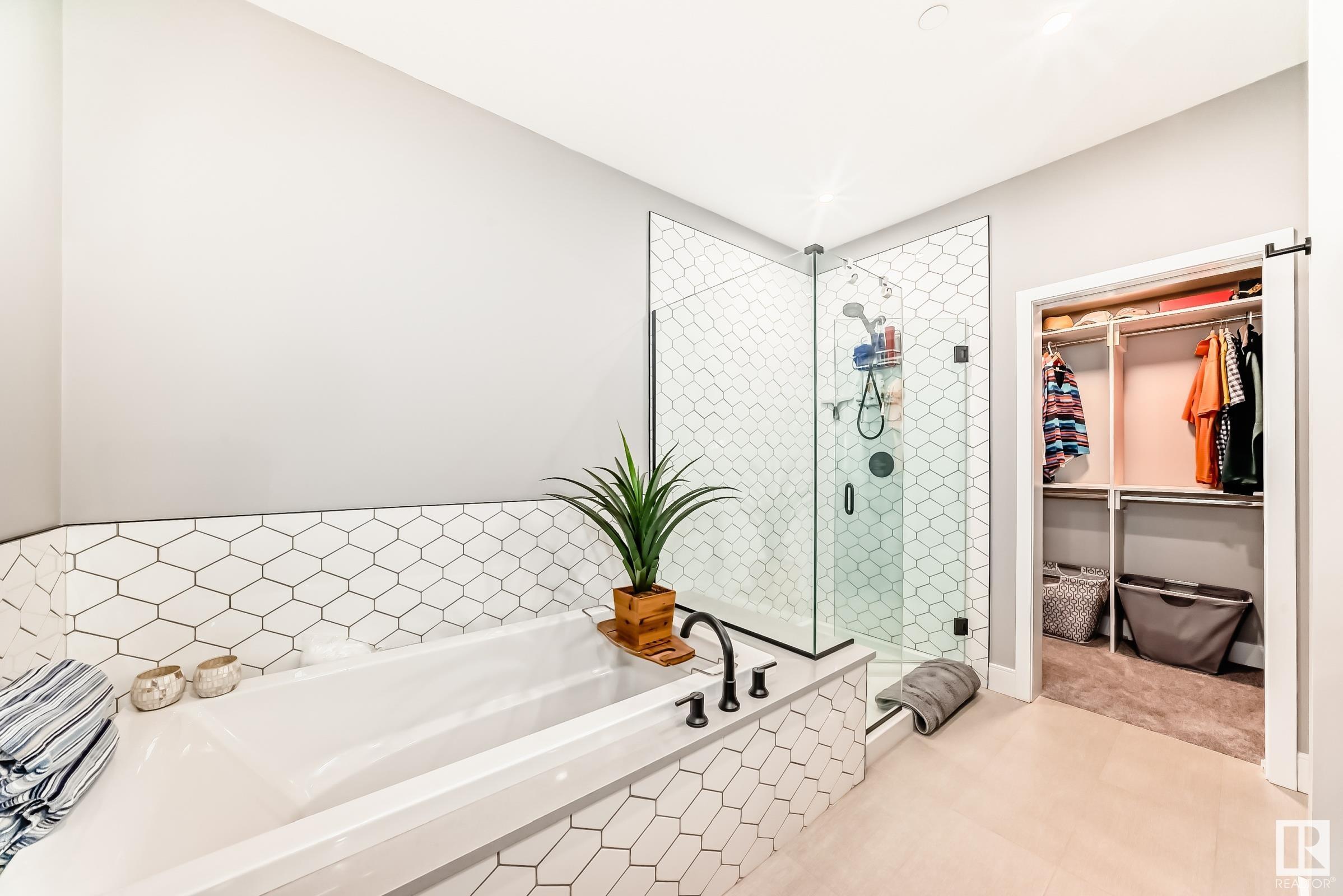      #317 7471 May CM NW , Edmonton,  ,T6R 0X5 ;  Listing Number: MLS E4420622