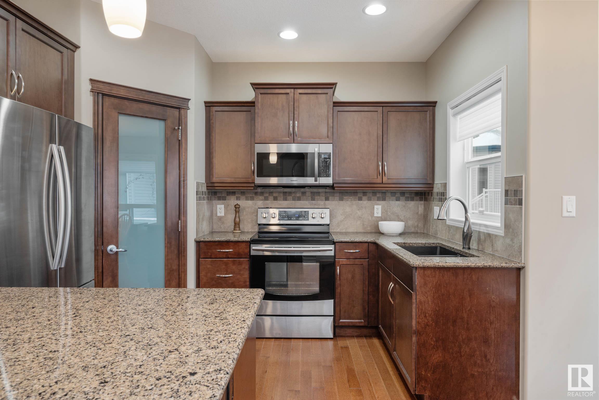      #33 2815 34 AV NW , Edmonton,  ,T6T 0K7 ;  Listing Number: MLS E4420626