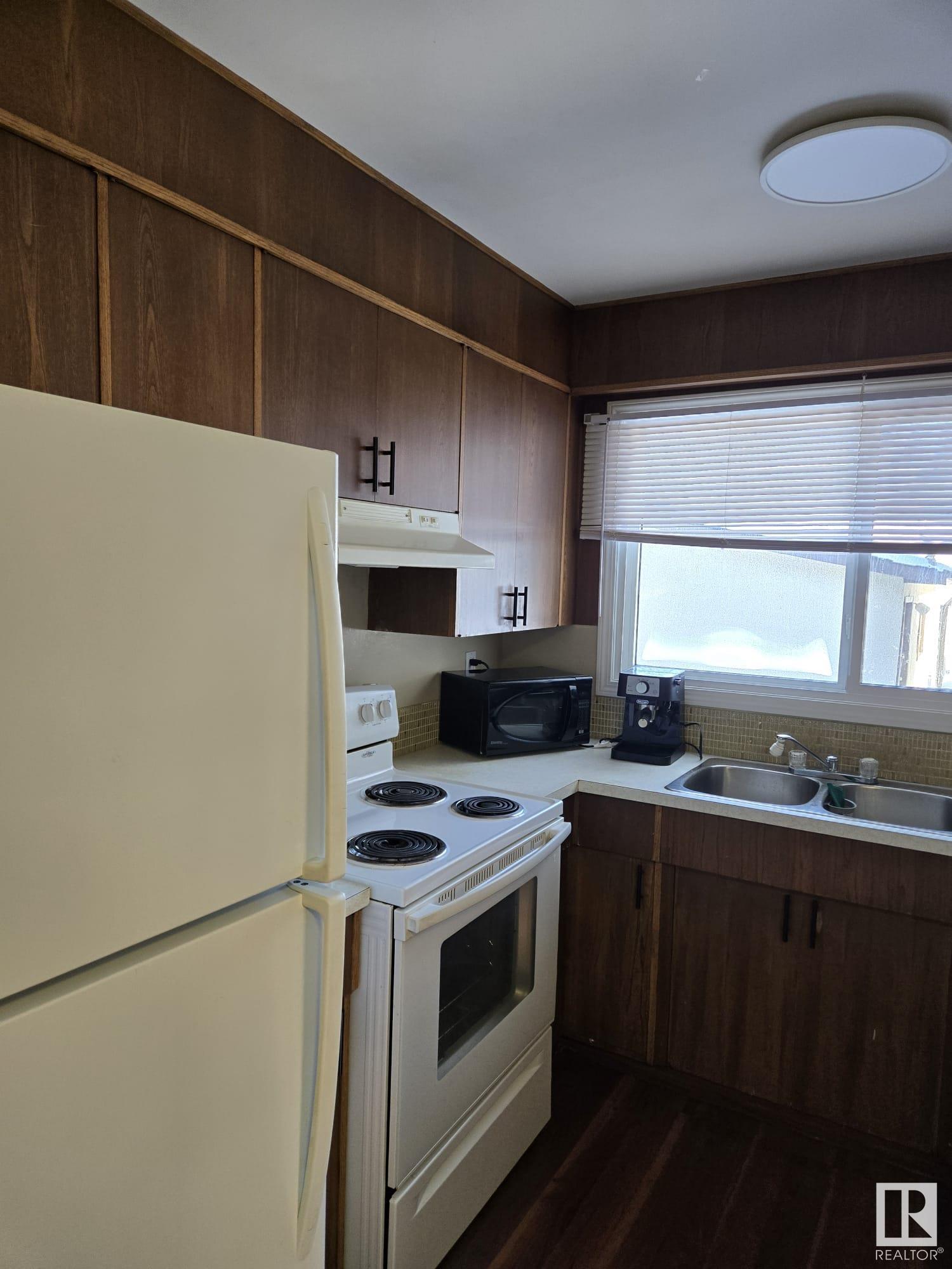      15023 88A ST NW , Edmonton,  ,T5E 5T8 ;  Listing Number: MLS E4420628