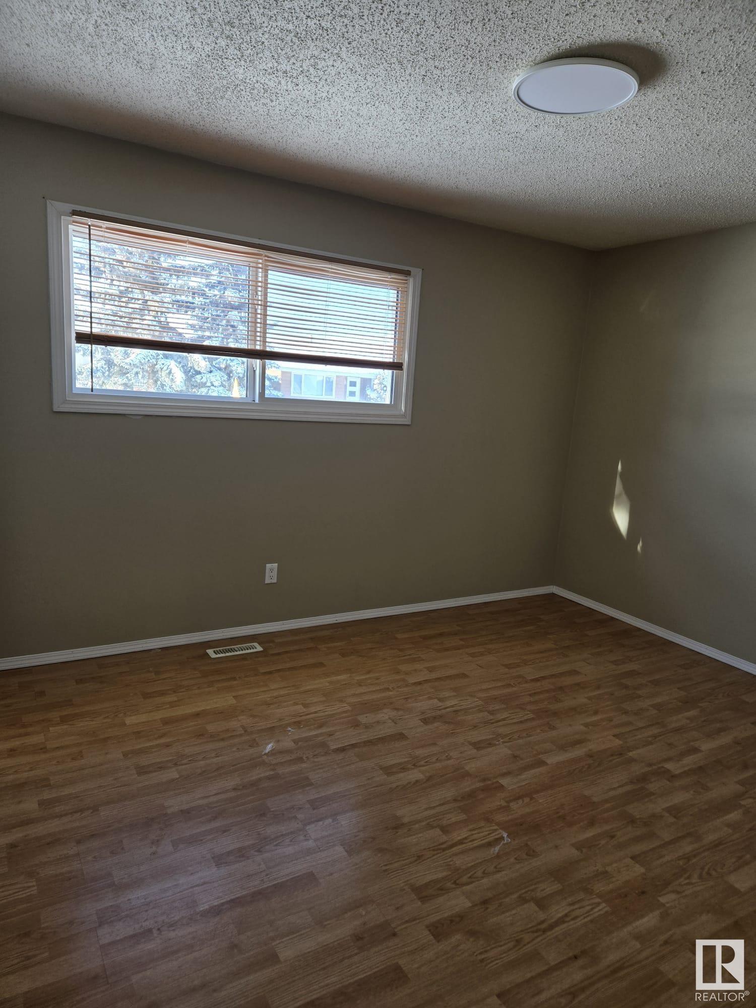      15023 88A ST NW , Edmonton,  ,T5E 5T8 ;  Listing Number: MLS E4420628