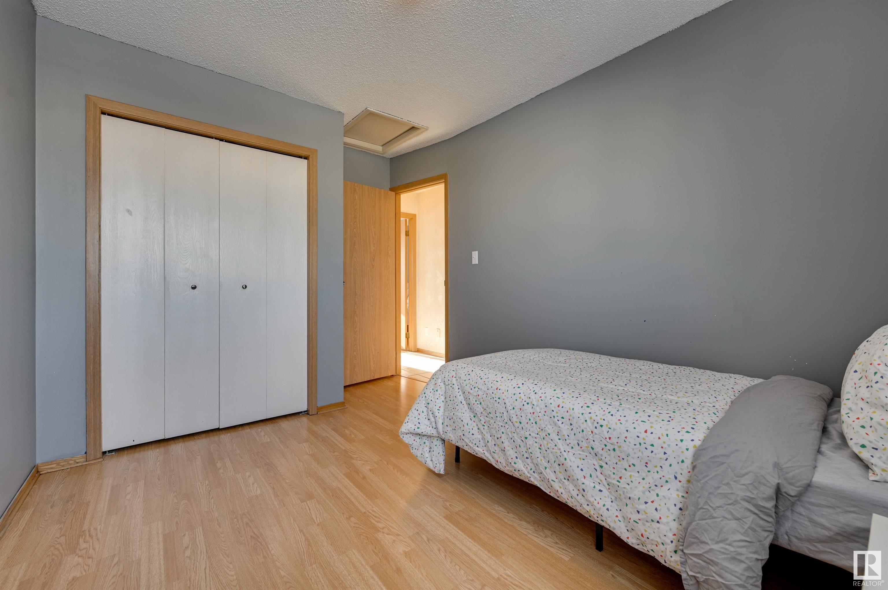      6911 152B AV NW , Edmonton,  ,T5C 3N9 ;  Listing Number: MLS E4420631