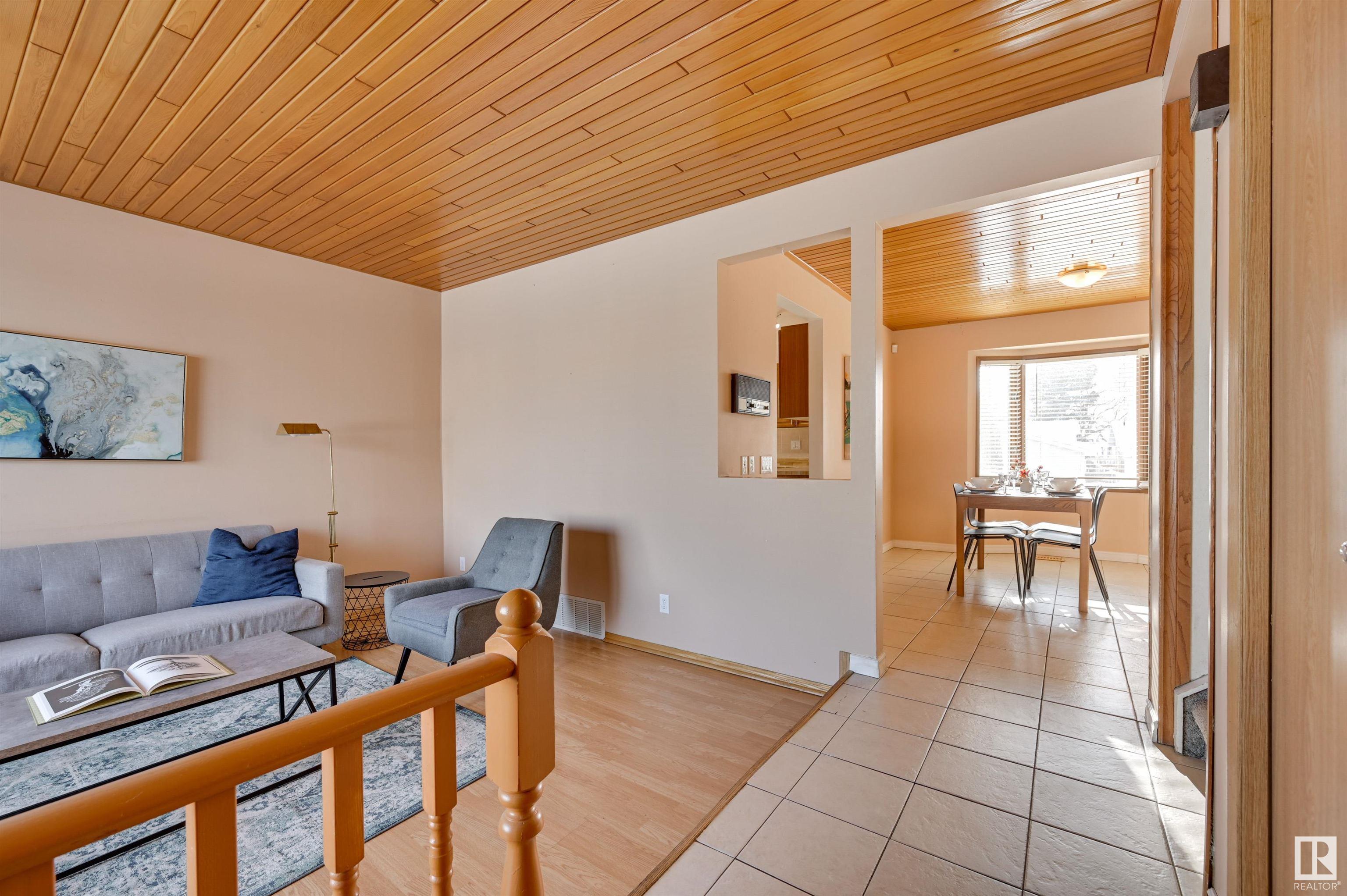      6911 152B AV NW , Edmonton,  ,T5C 3N9 ;  Listing Number: MLS E4420631