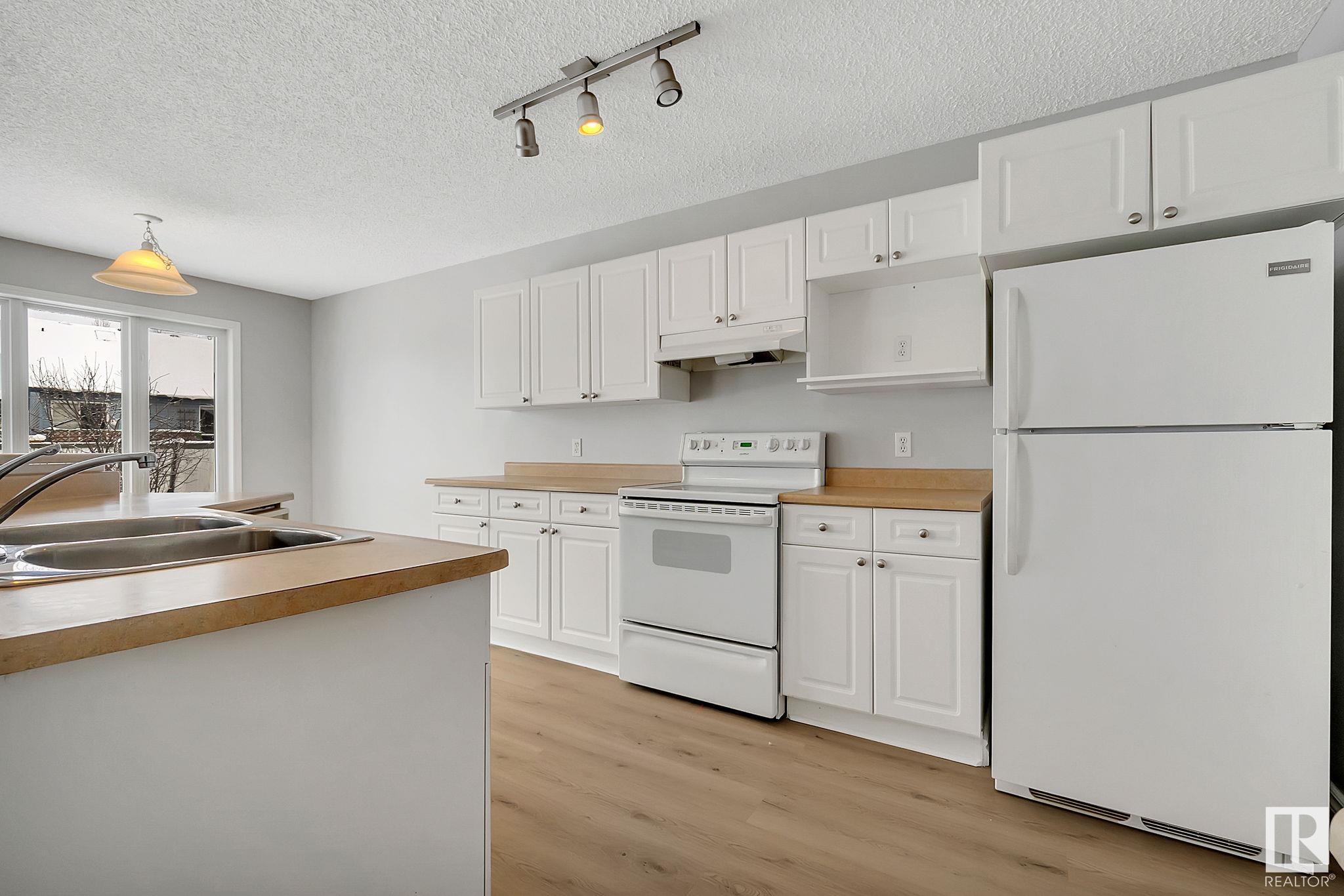 Photo 14 at 3771 23 Street NW, Wild Rose, Edmonton