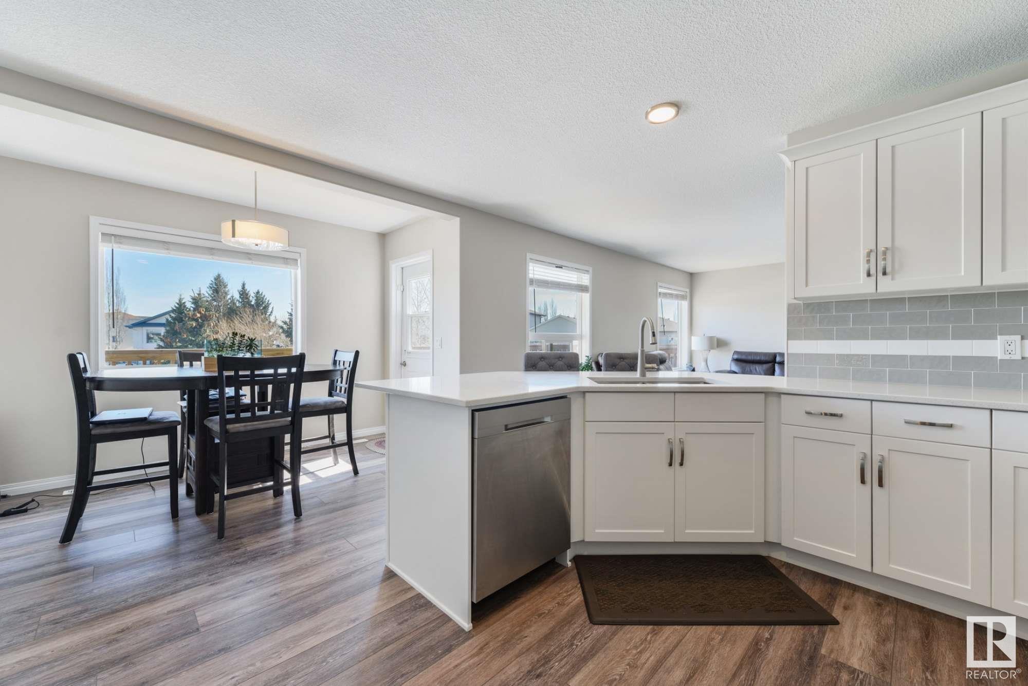      11807 171 AV NW , Edmonton,  ,T5X 6H8 ;  Listing Number: MLS E4420638