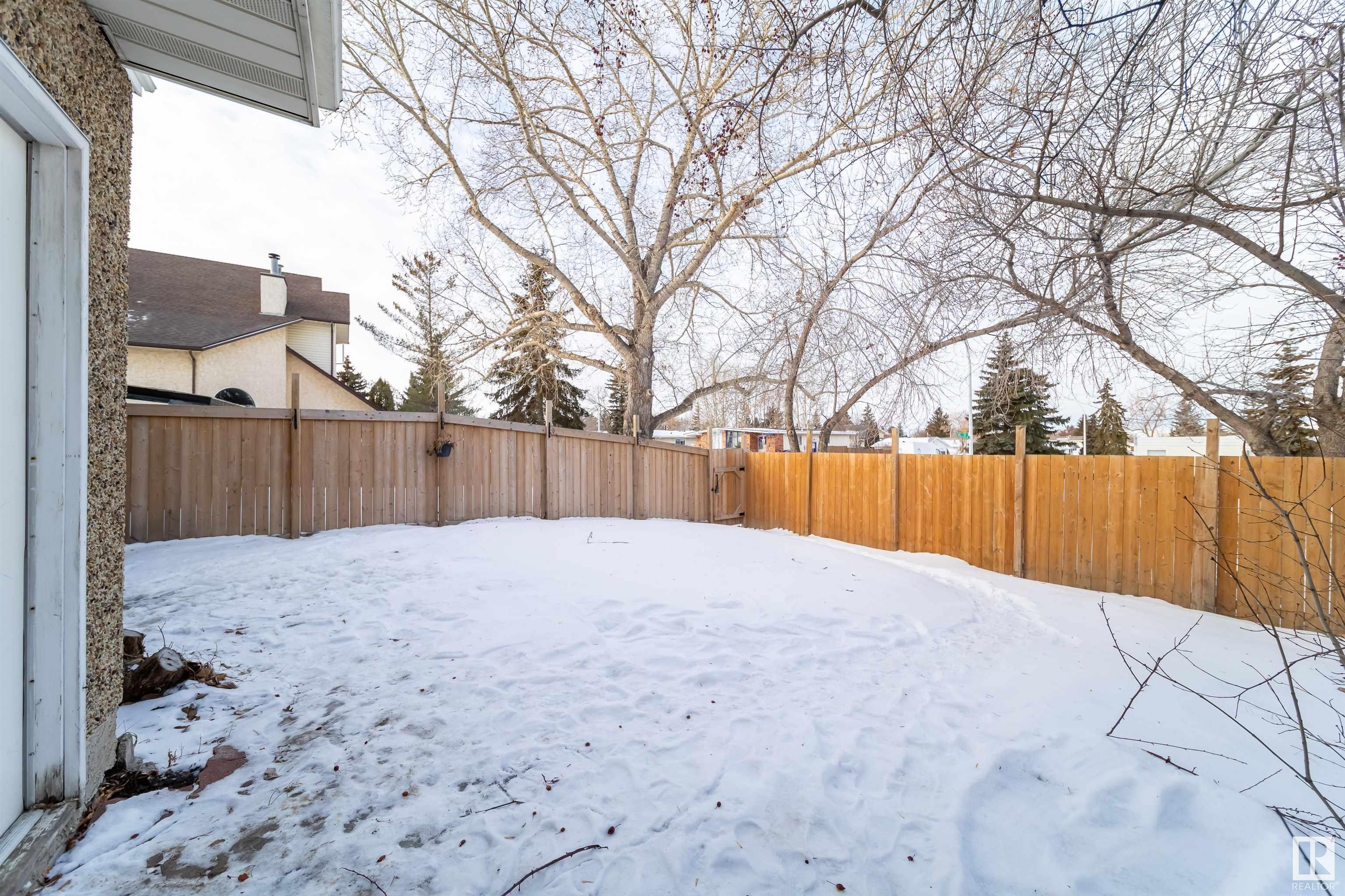      3837 85 ST NW , Edmonton,  ,T6K 2L5 ;  Listing Number: MLS E4420641