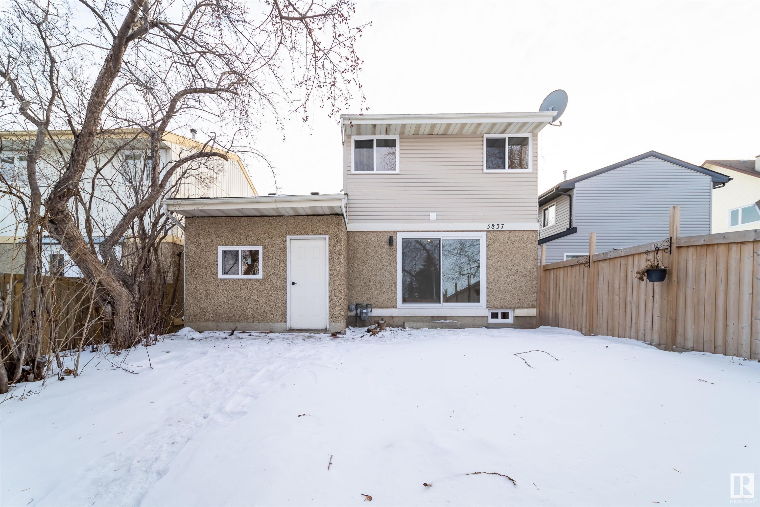      3837 85 ST NW , Edmonton,  ,T6K 2L5 ;  Listing Number: MLS E4420641