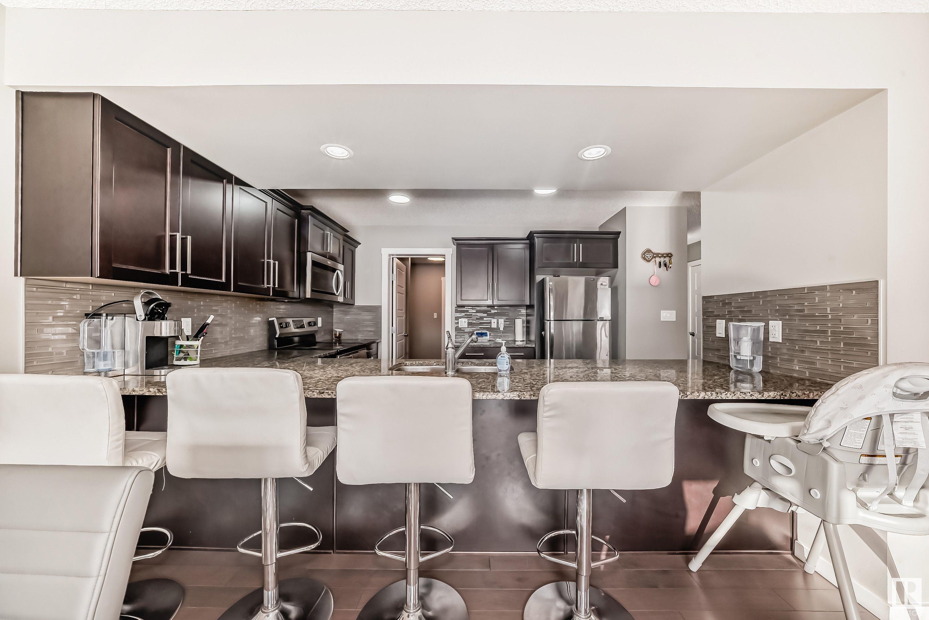      827 35 AV NW , Edmonton,  ,T6T 1A3 ;  Listing Number: MLS E4420642