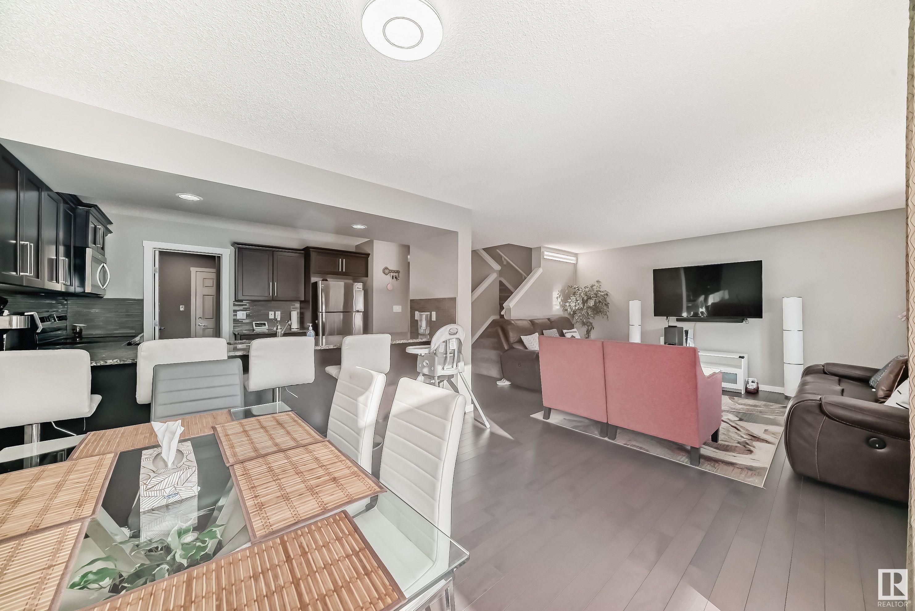      827 35 AV NW , Edmonton,  ,T6T 1A3 ;  Listing Number: MLS E4420642