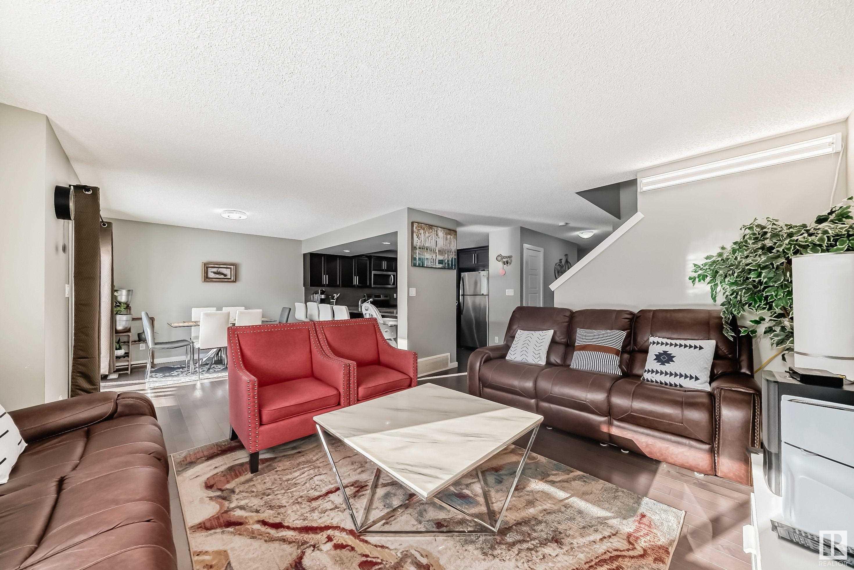      827 35 AV NW , Edmonton,  ,T6T 1A3 ;  Listing Number: MLS E4420642