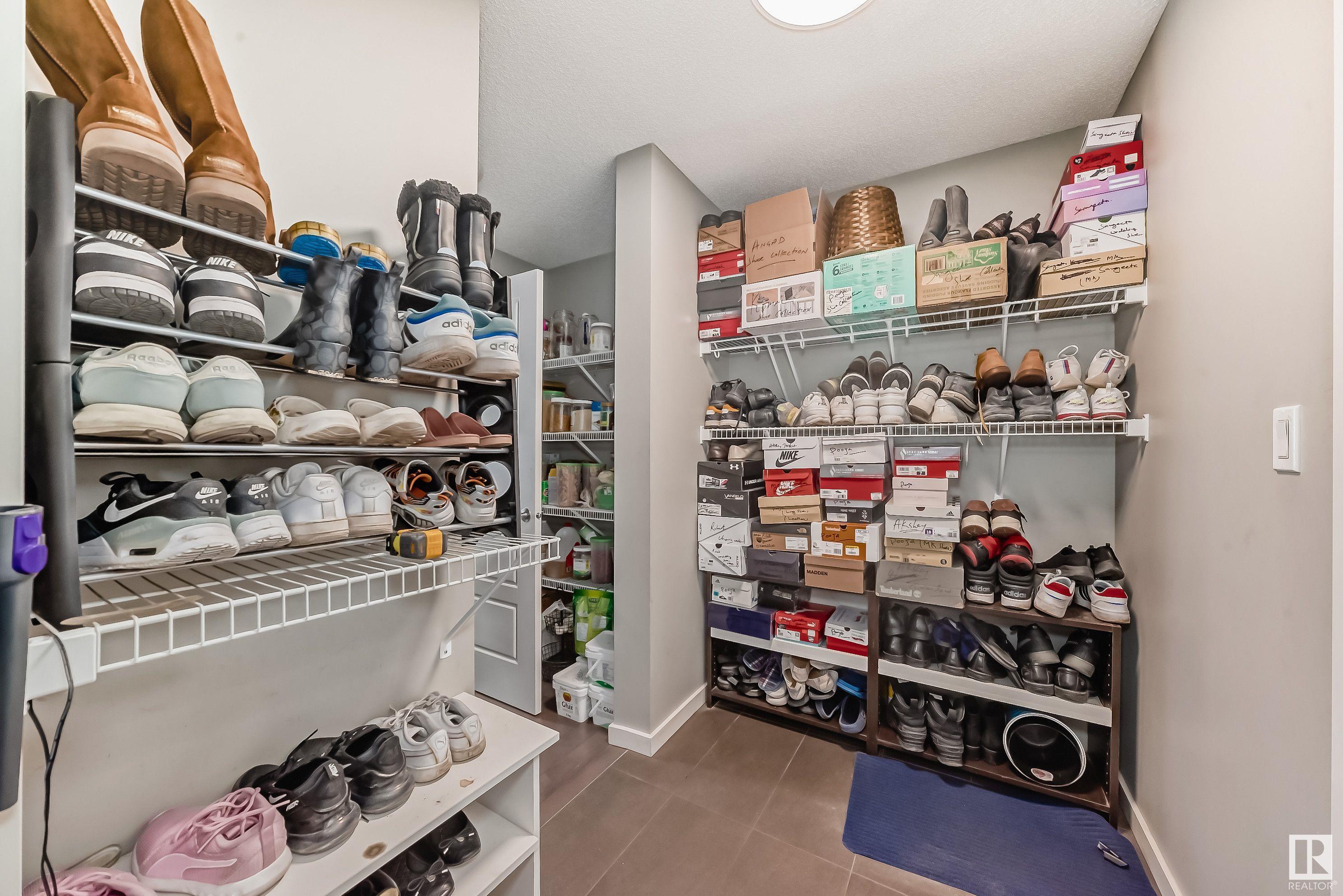      827 35 AV NW , Edmonton,  ,T6T 1A3 ;  Listing Number: MLS E4420642