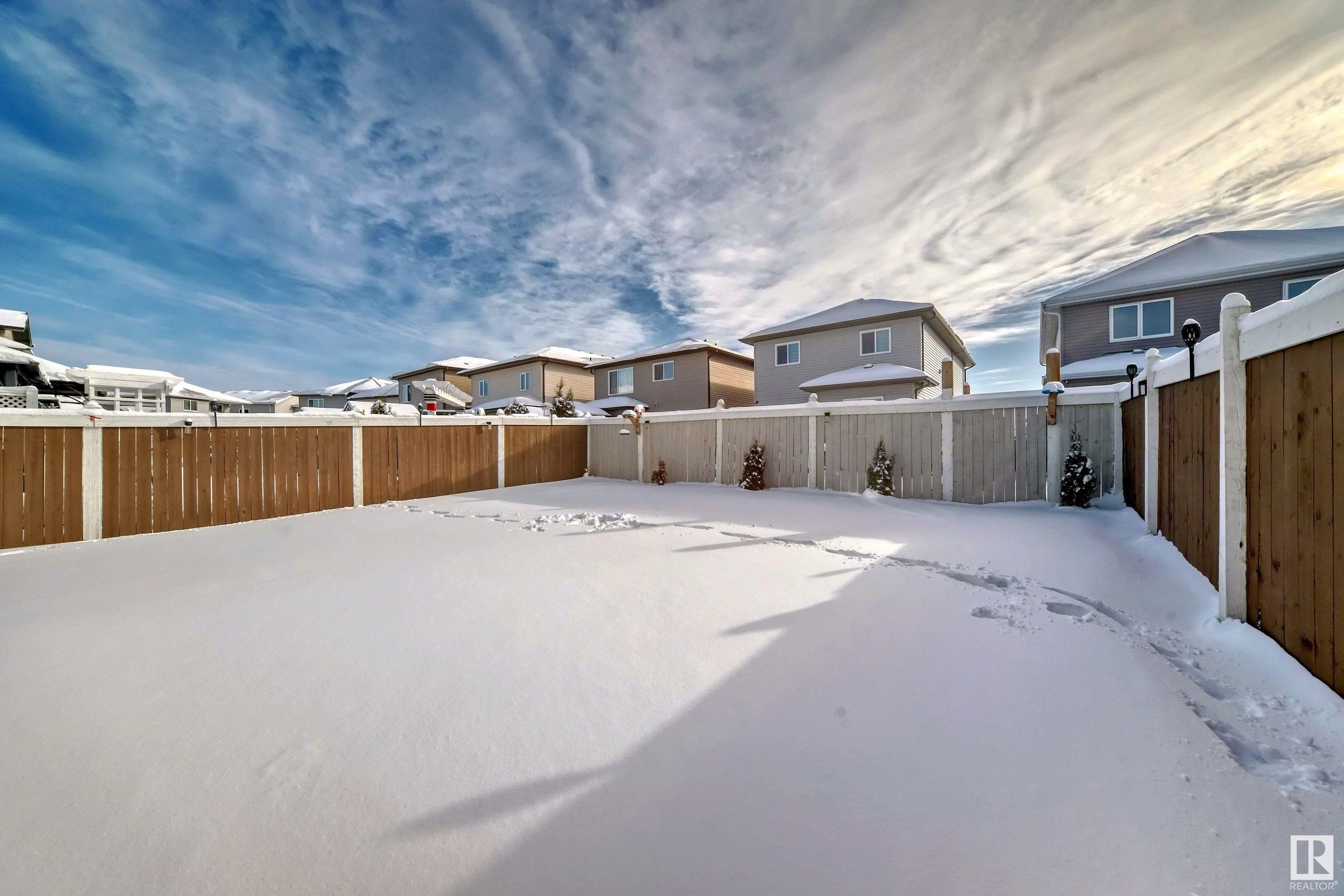      827 35 AV NW , Edmonton,  ,T6T 1A3 ;  Listing Number: MLS E4420642