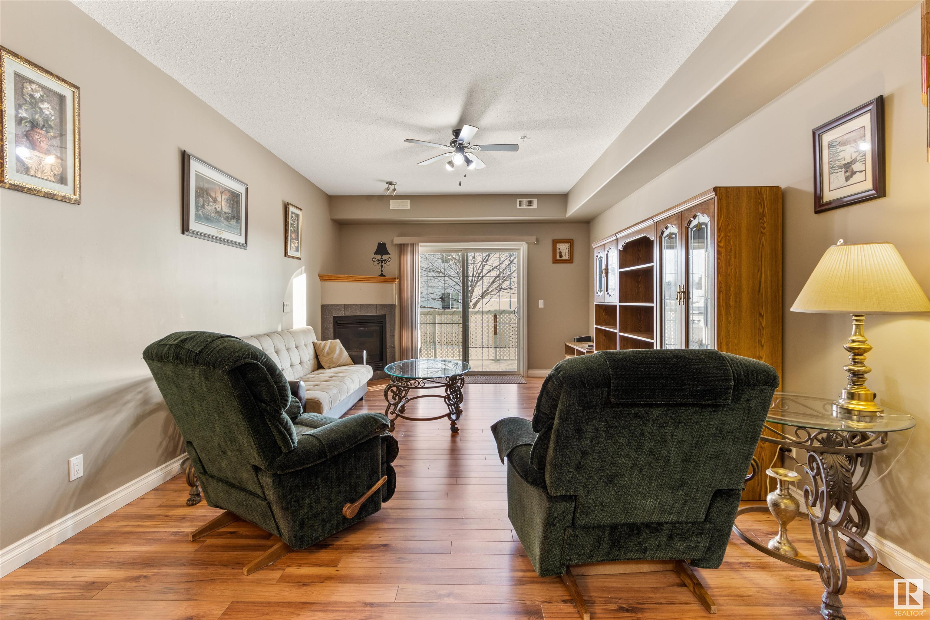      #102 4128 47 ST , Drayton Valley,  ,T7A 1G6 ;  Listing Number: MLS E4420643