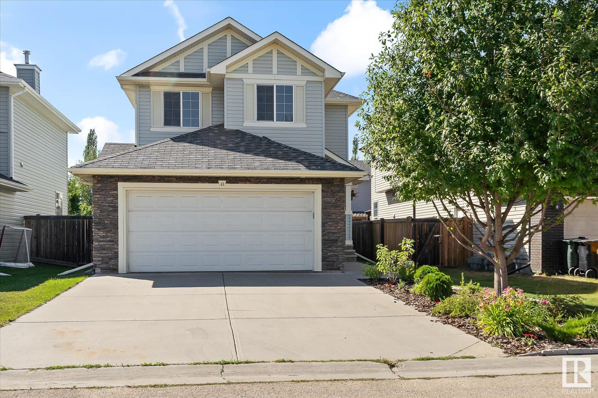      43 ASHGROVE DR , Spruce Grove,  ,T7X 4R5 ;  Listing Number: MLS E4420645
