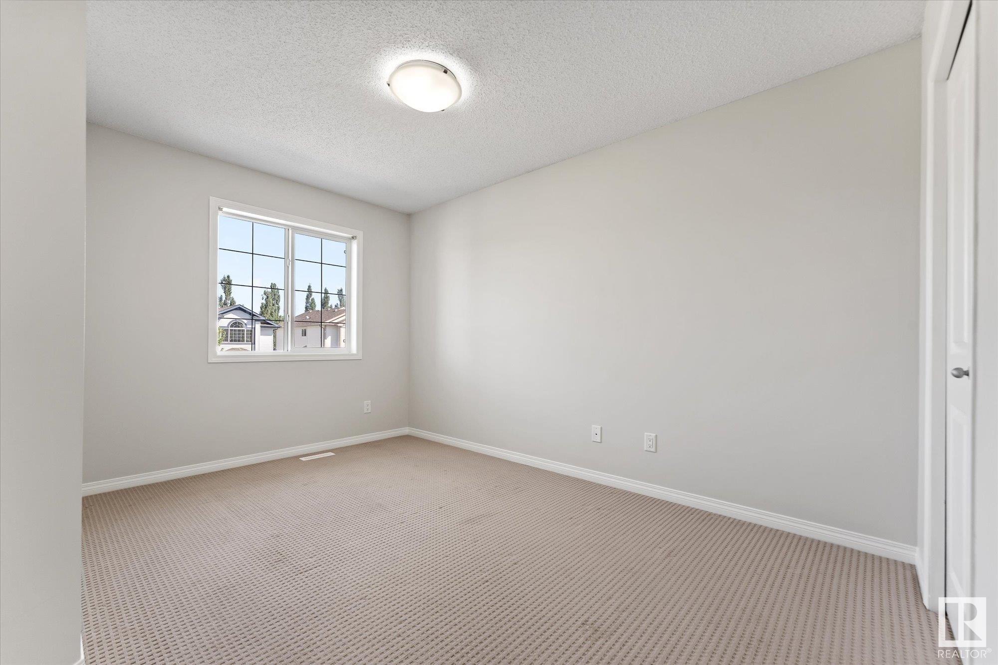      43 ASHGROVE DR , Spruce Grove,  ,T7X 4R5 ;  Listing Number: MLS E4420645