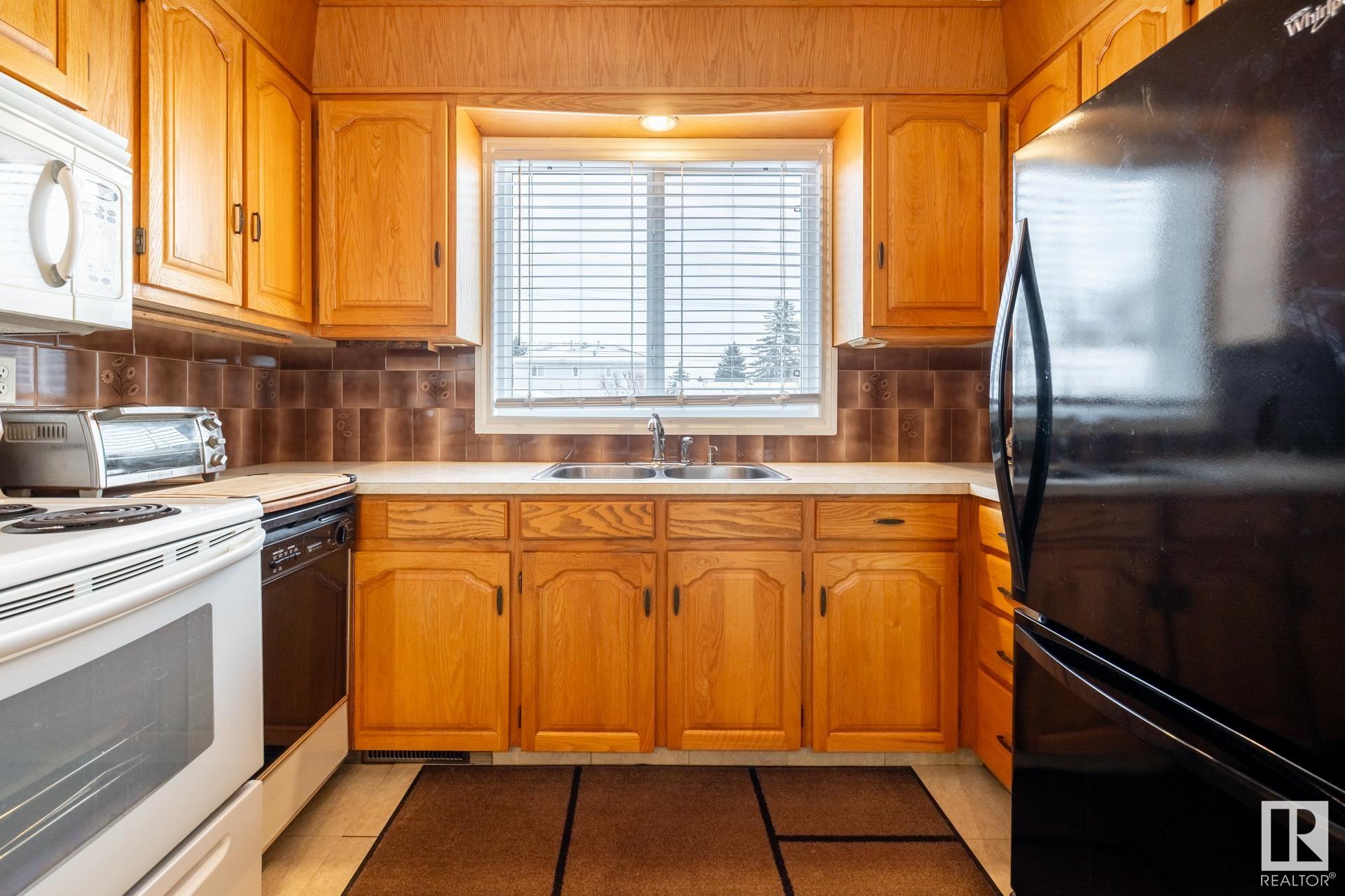      10615 146 ST NW , Edmonton,  ,T6H 3E7 ;  Listing Number: MLS E4420651