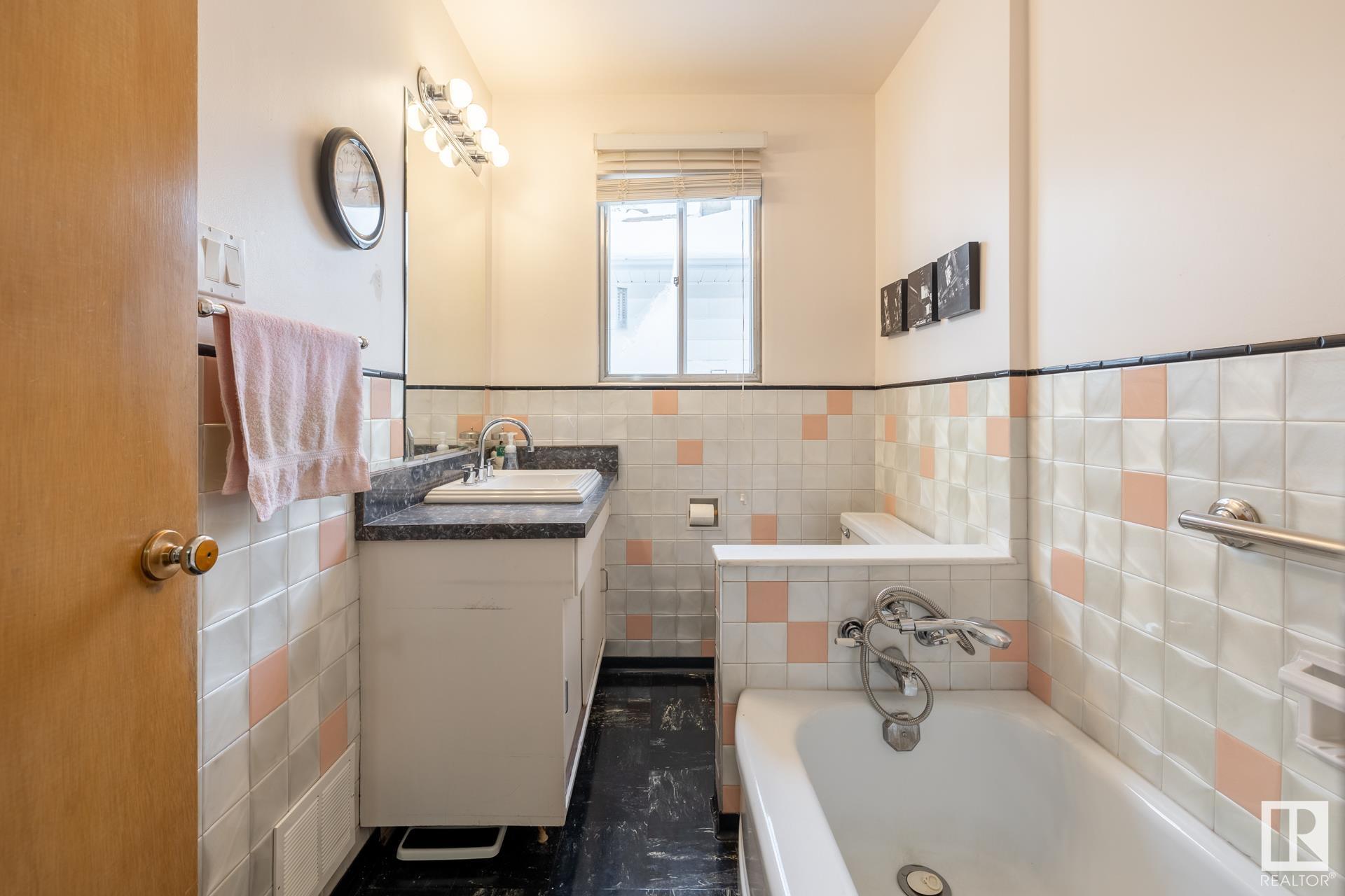      10615 146 ST NW , Edmonton,  ,T6H 3E7 ;  Listing Number: MLS E4420651