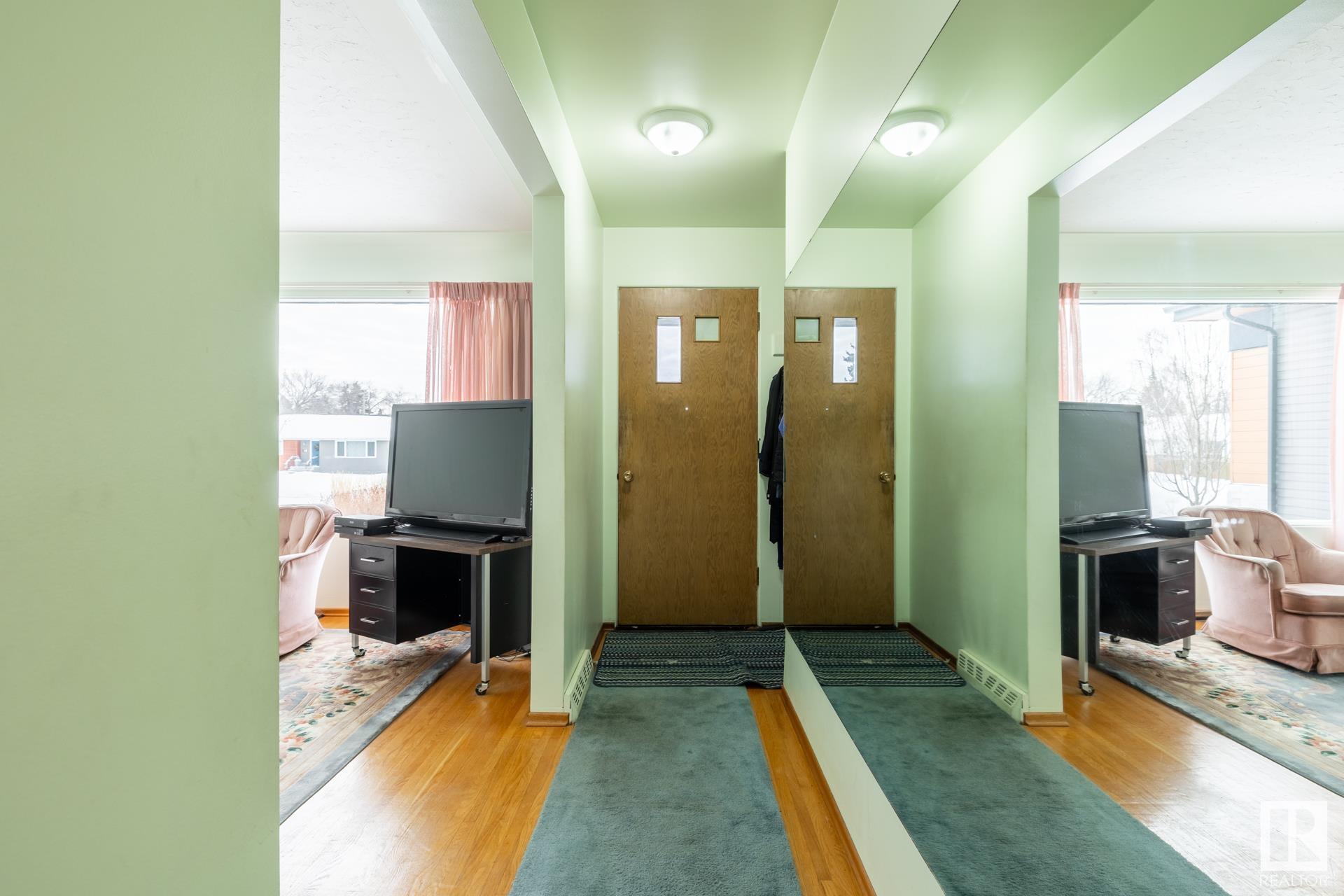      10615 146 ST NW , Edmonton,  ,T6H 3E7 ;  Listing Number: MLS E4420651