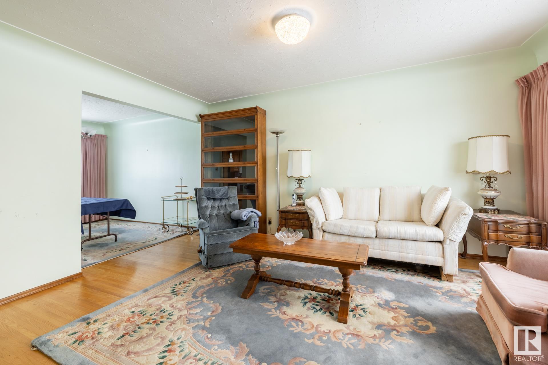      10615 146 ST NW , Edmonton,  ,T6H 3E7 ;  Listing Number: MLS E4420651