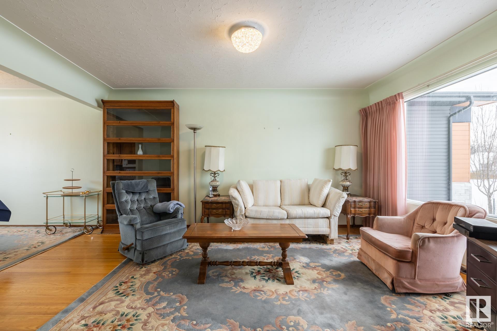      10615 146 ST NW , Edmonton,  ,T6H 3E7 ;  Listing Number: MLS E4420651