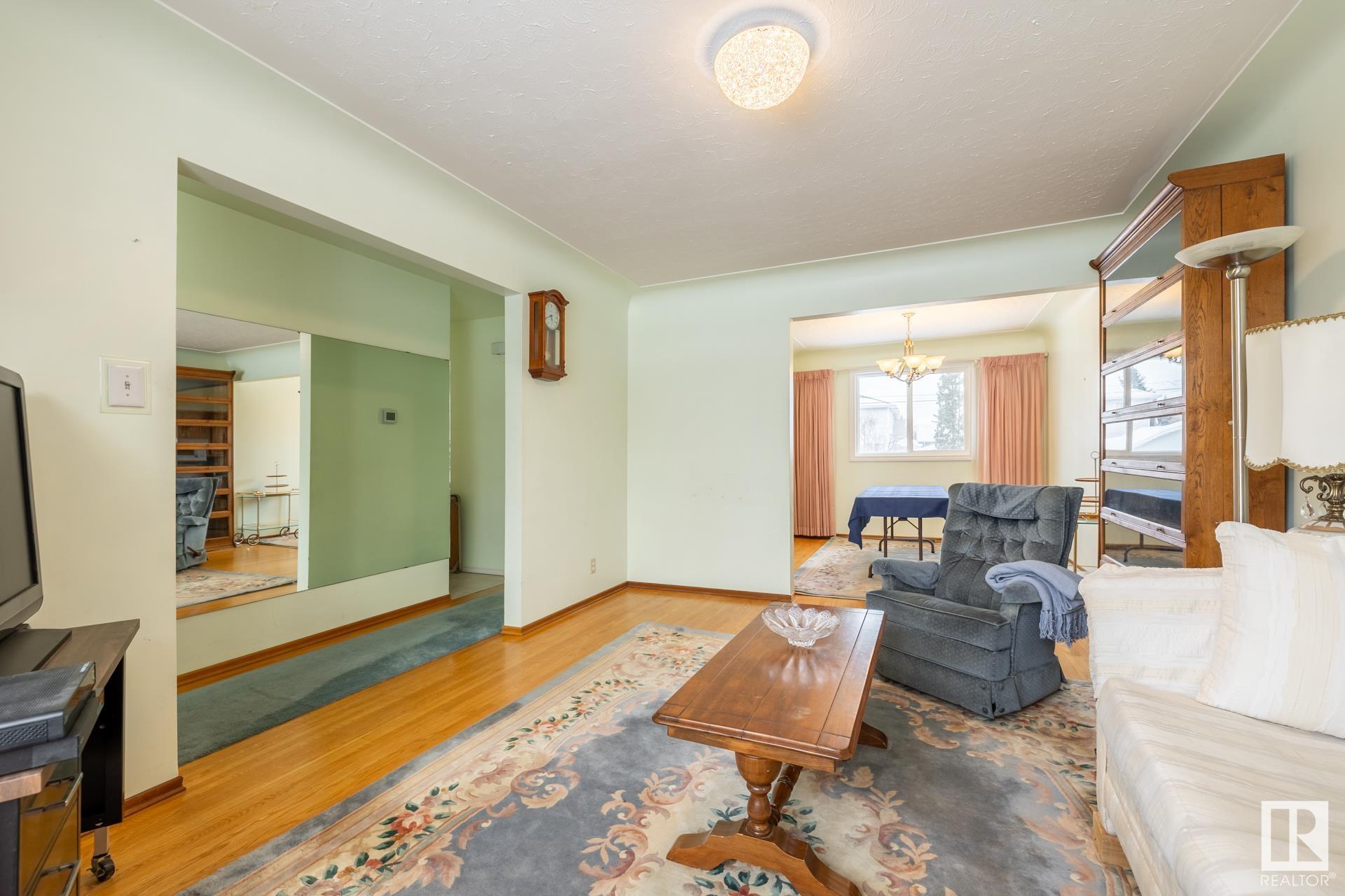      10615 146 ST NW , Edmonton,  ,T6H 3E7 ;  Listing Number: MLS E4420651