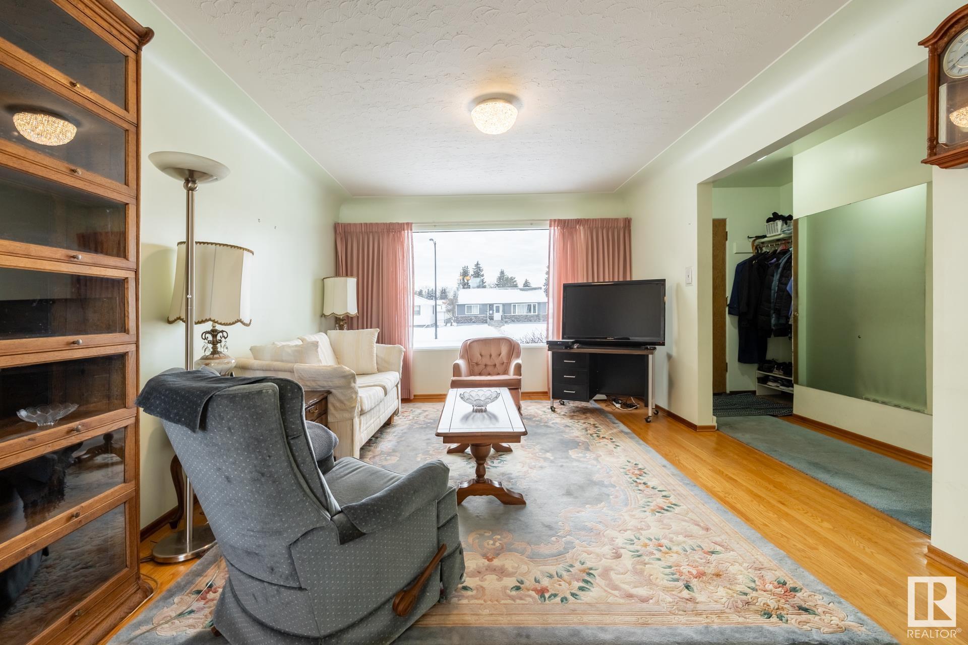      10615 146 ST NW , Edmonton,  ,T6H 3E7 ;  Listing Number: MLS E4420651
