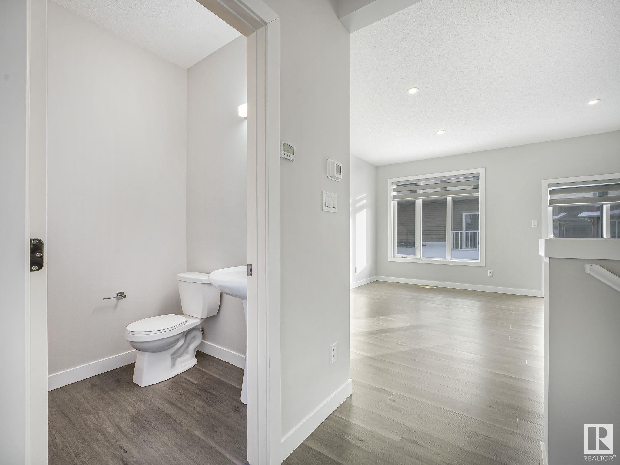      #31 1051 GRAYDON HILL BV SW , Edmonton,  ,T6W 3C8 ;  Listing Number: MLS E4420665