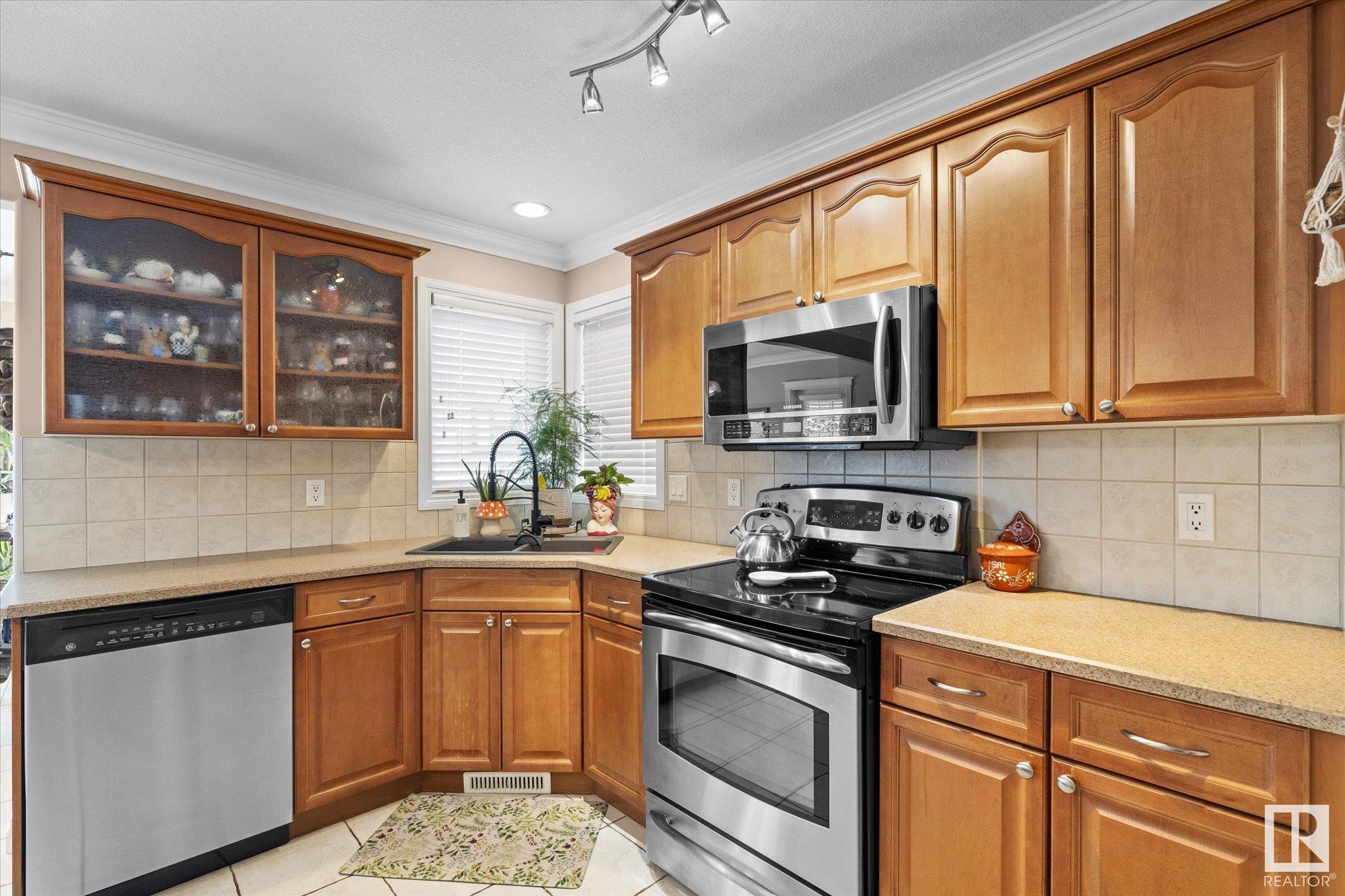      16420 61 ST NW , Edmonton,  ,T5Y 0A7 ;  Listing Number: MLS E4420667