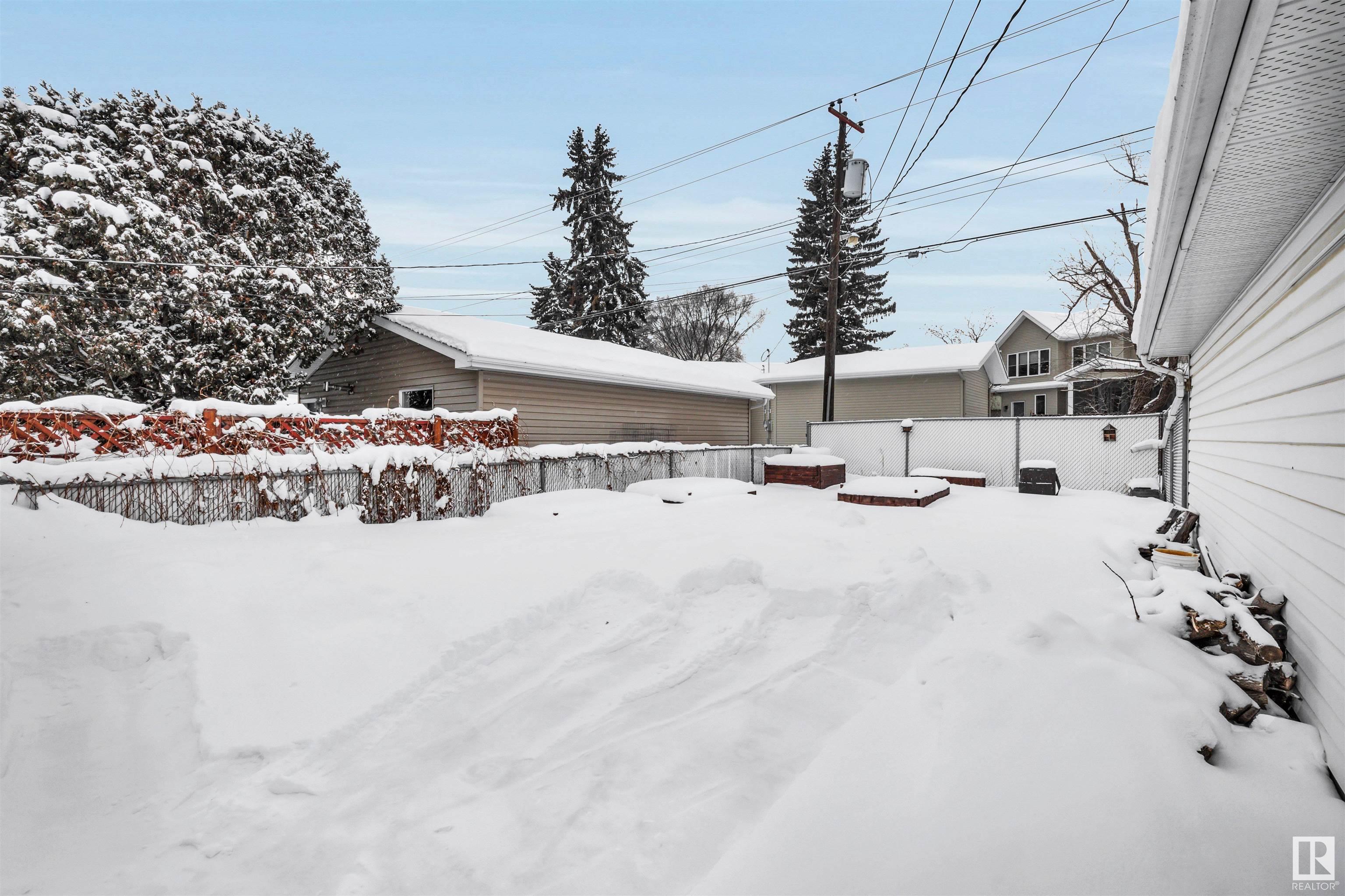      6824 94B AV NW , Edmonton,  ,T6B 0Z7 ;  Listing Number: MLS E4420670