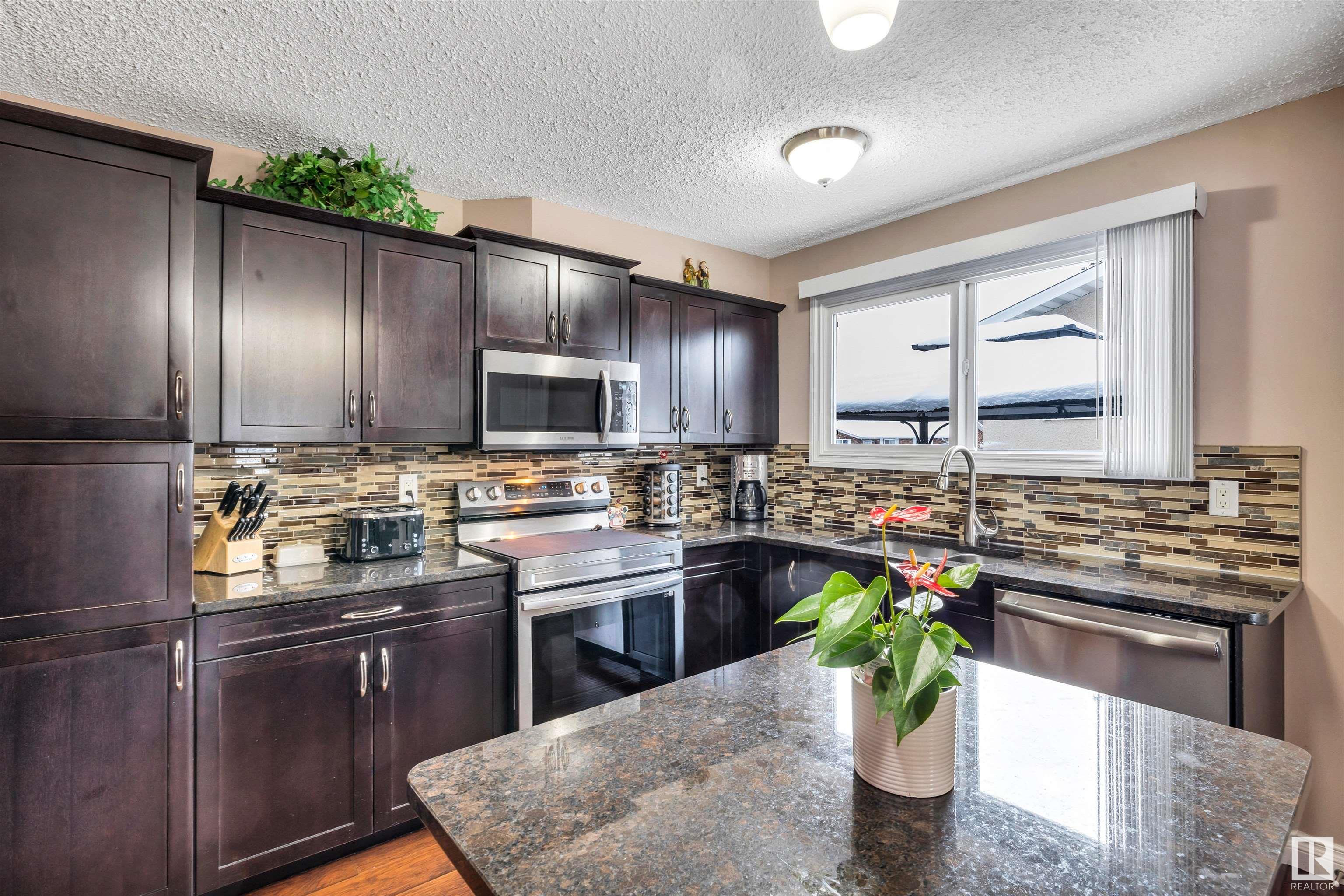      3233 130A AV NW , Edmonton,  ,T5A 3B6 ;  Listing Number: MLS E4420671