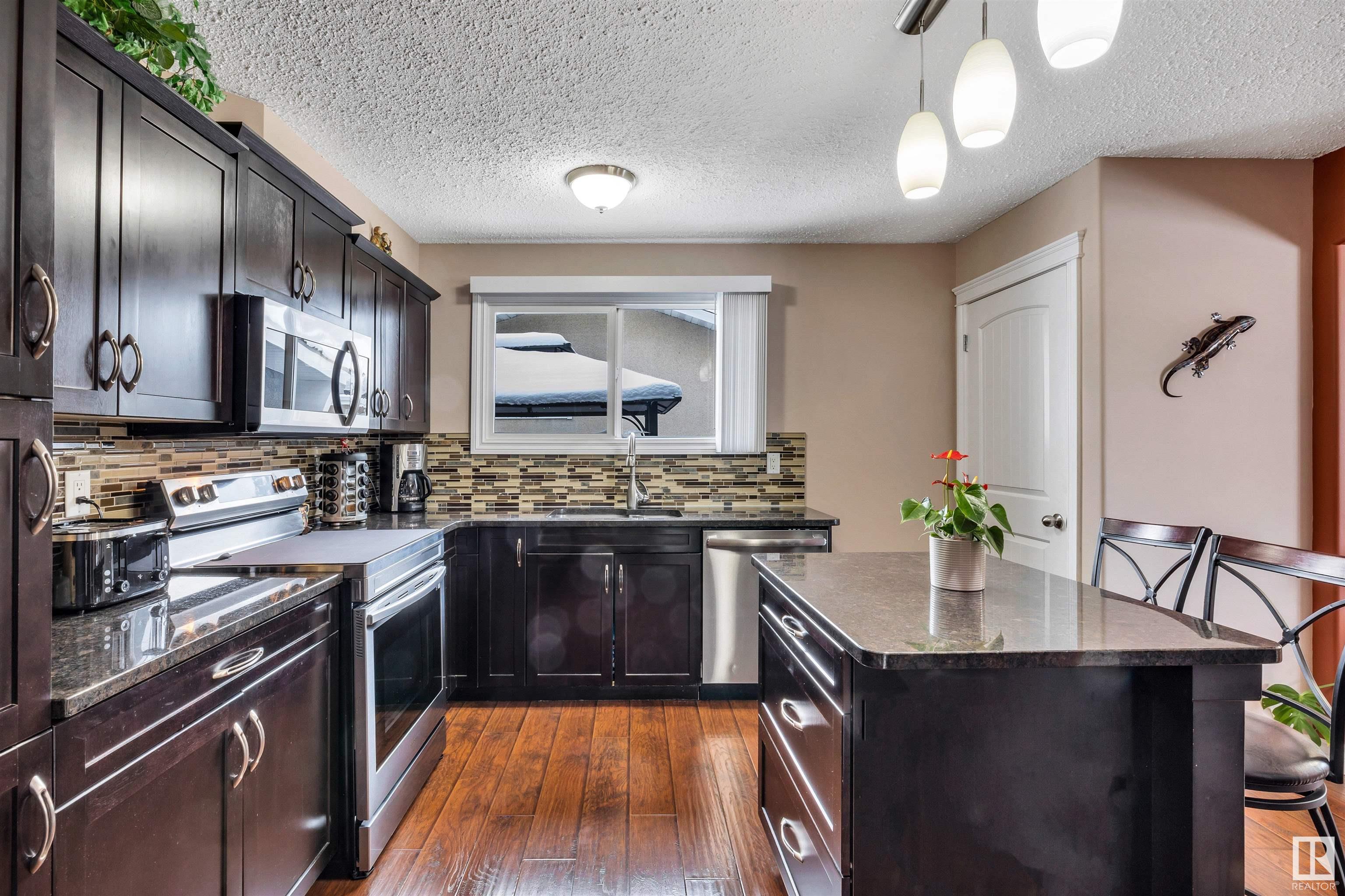      3233 130A AV NW , Edmonton,  ,T5A 3B6 ;  Listing Number: MLS E4420671