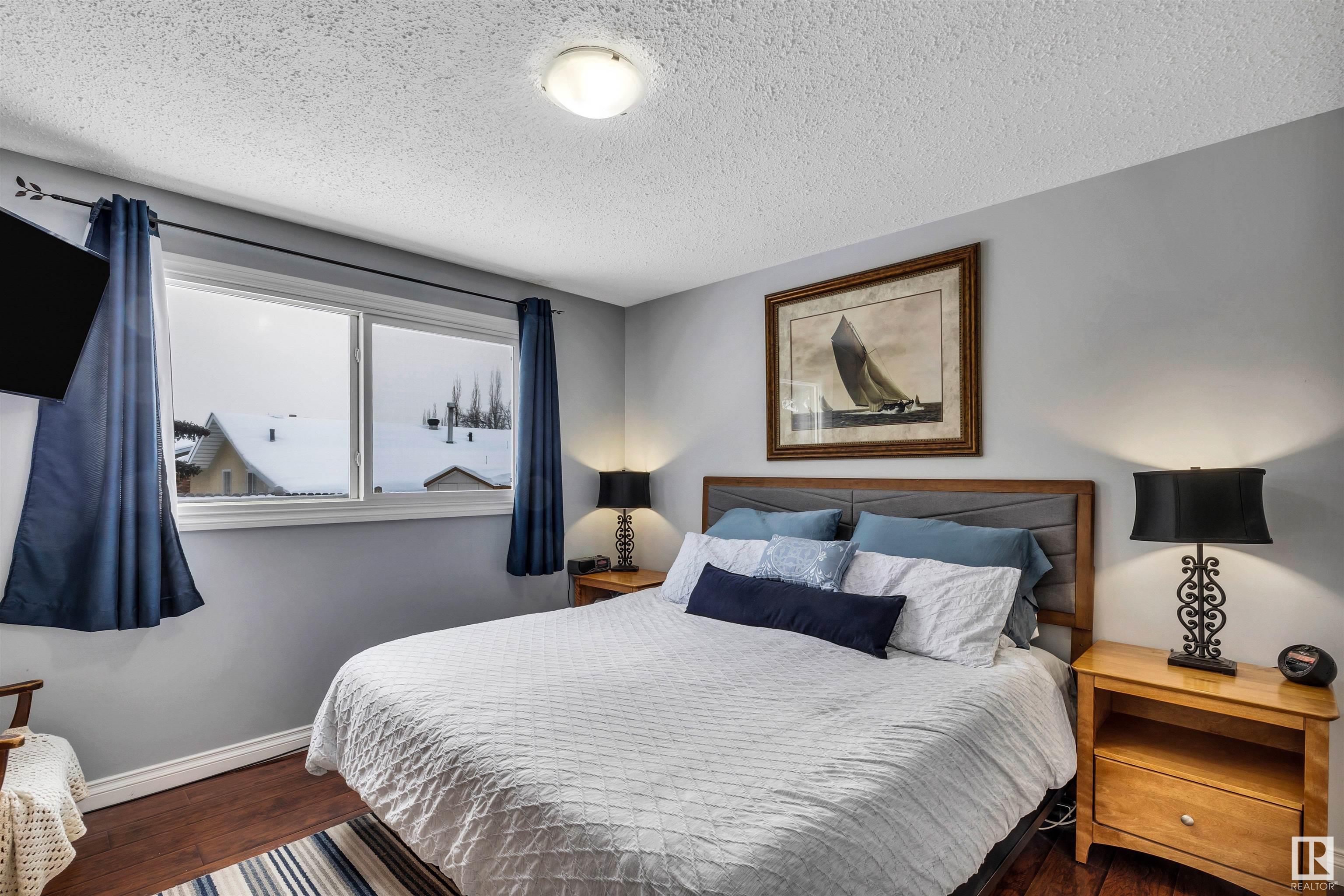      3233 130A AV NW , Edmonton,  ,T5A 3B6 ;  Listing Number: MLS E4420671