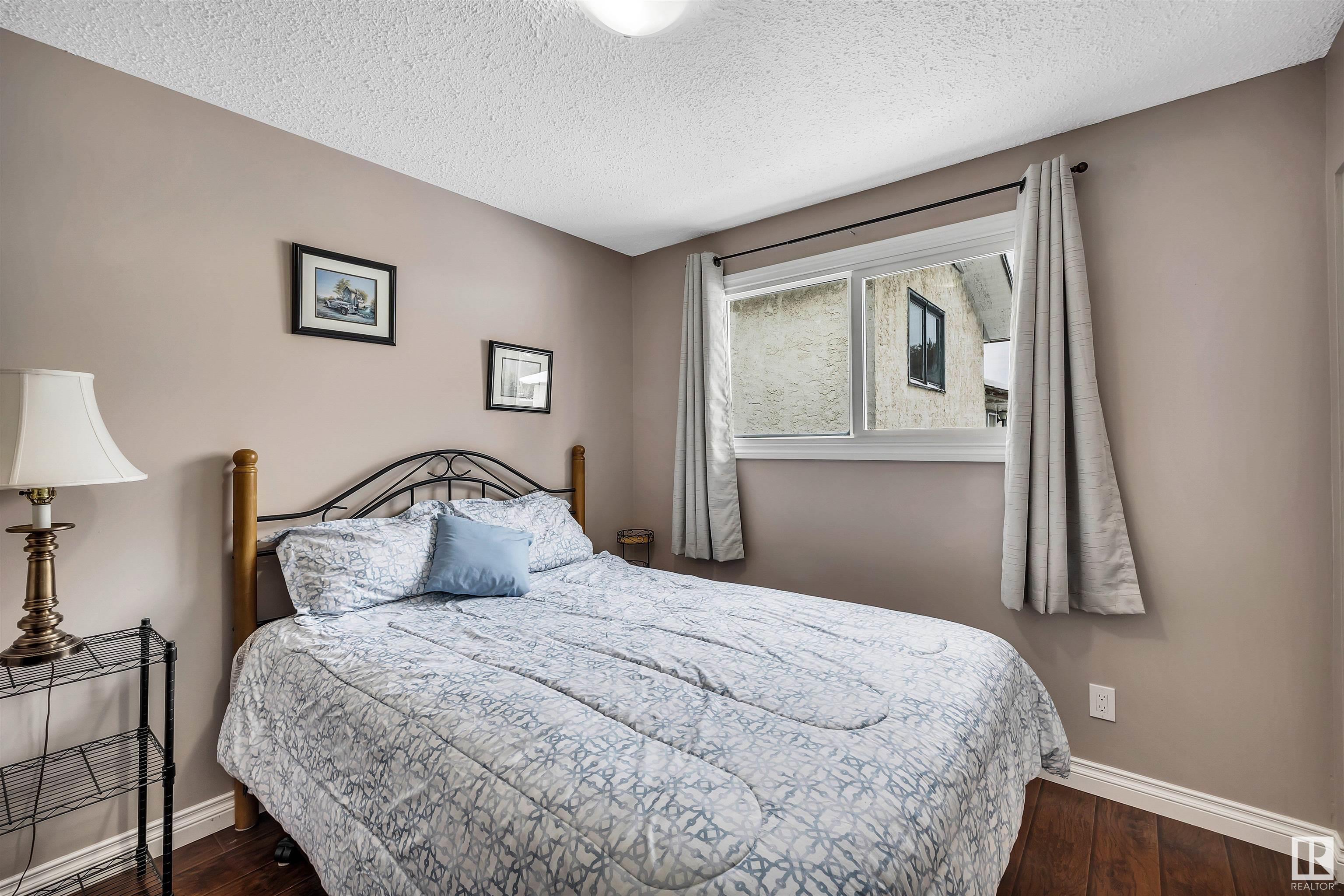      3233 130A AV NW , Edmonton,  ,T5A 3B6 ;  Listing Number: MLS E4420671