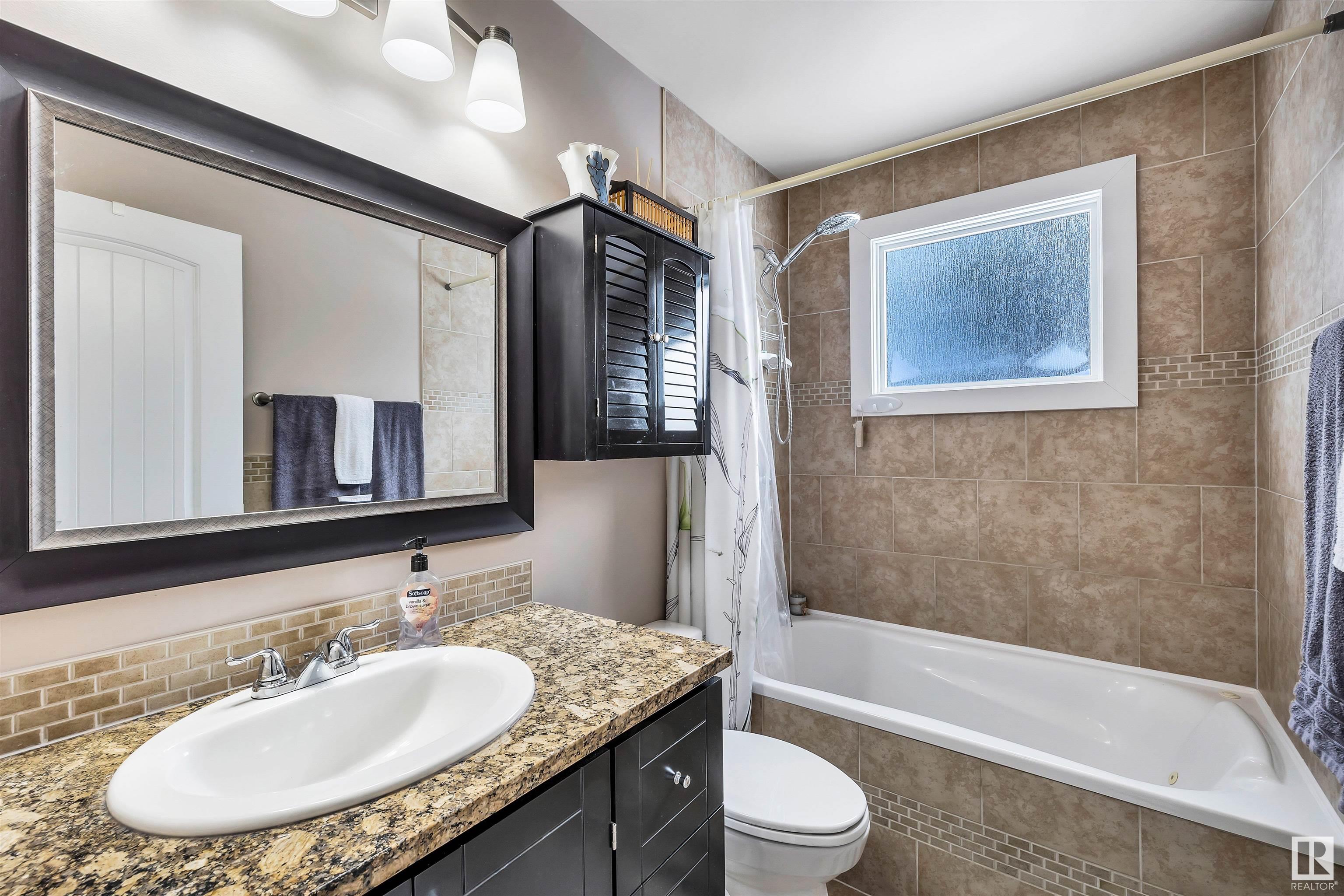      3233 130A AV NW , Edmonton,  ,T5A 3B6 ;  Listing Number: MLS E4420671