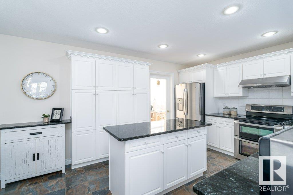      11514 13 AV NW , Edmonton,  ,T6J 6X3 ;  Listing Number: MLS E4420673