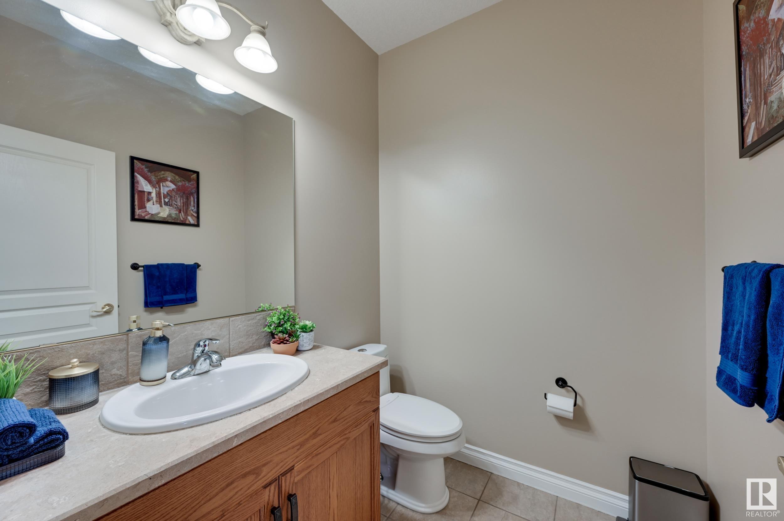      946 HOLLINGSWORTH BN NW , Edmonton,  ,T6R 3G8 ;  Listing Number: MLS E4420679