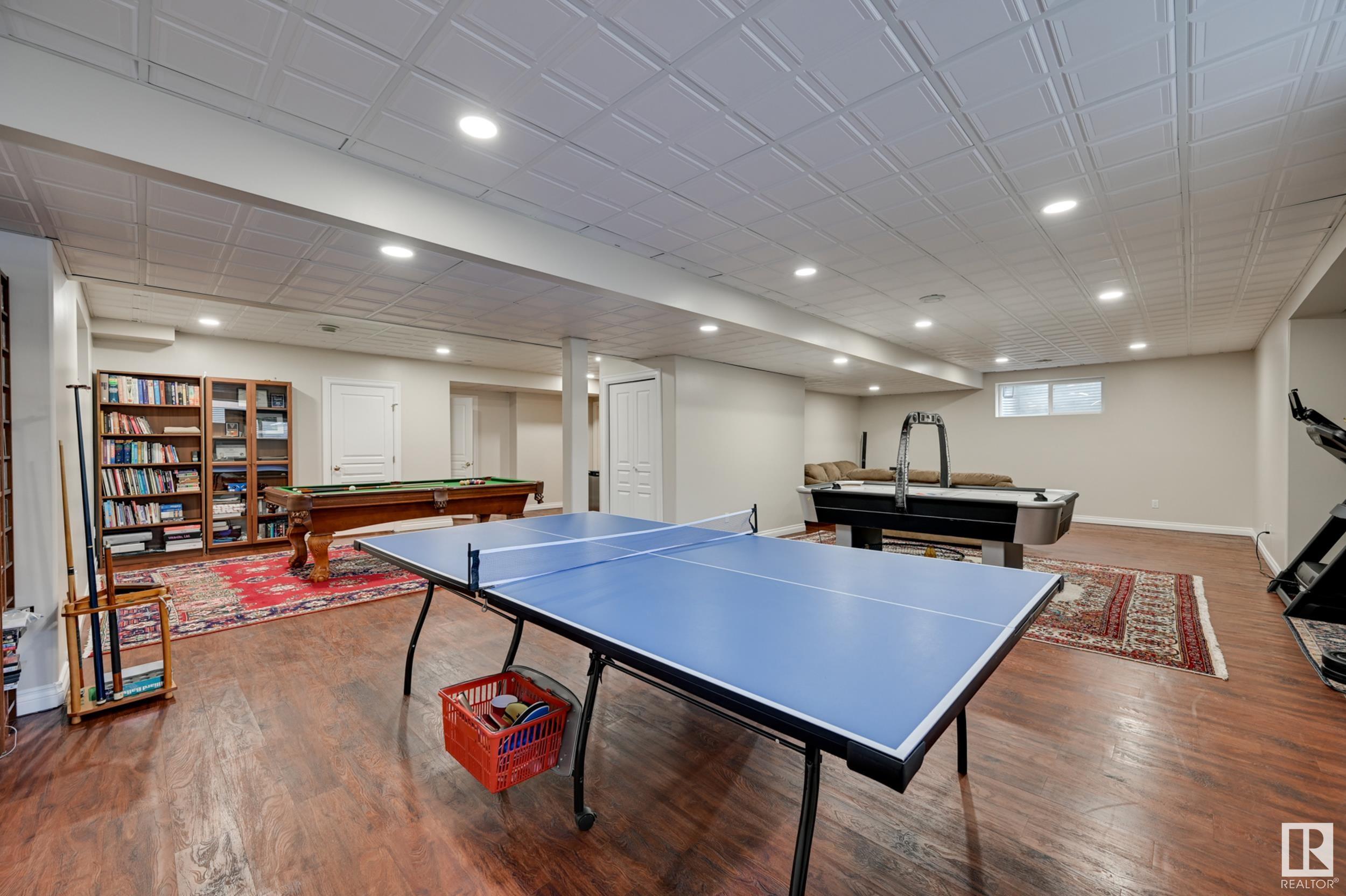      946 HOLLINGSWORTH BN NW , Edmonton,  ,T6R 3G8 ;  Listing Number: MLS E4420679