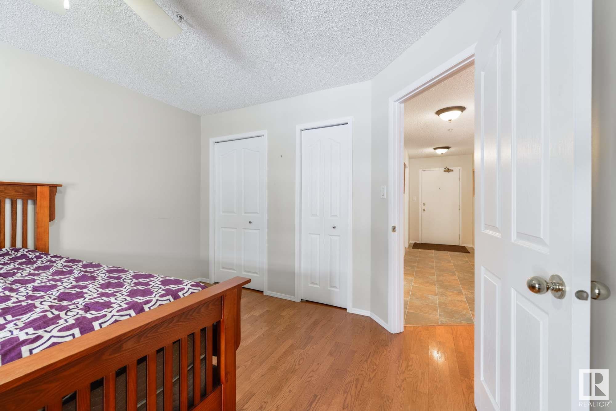      #206 10221 111 NW , Edmonton,  ,T2K 2W5 ;  Listing Number: MLS E4420682