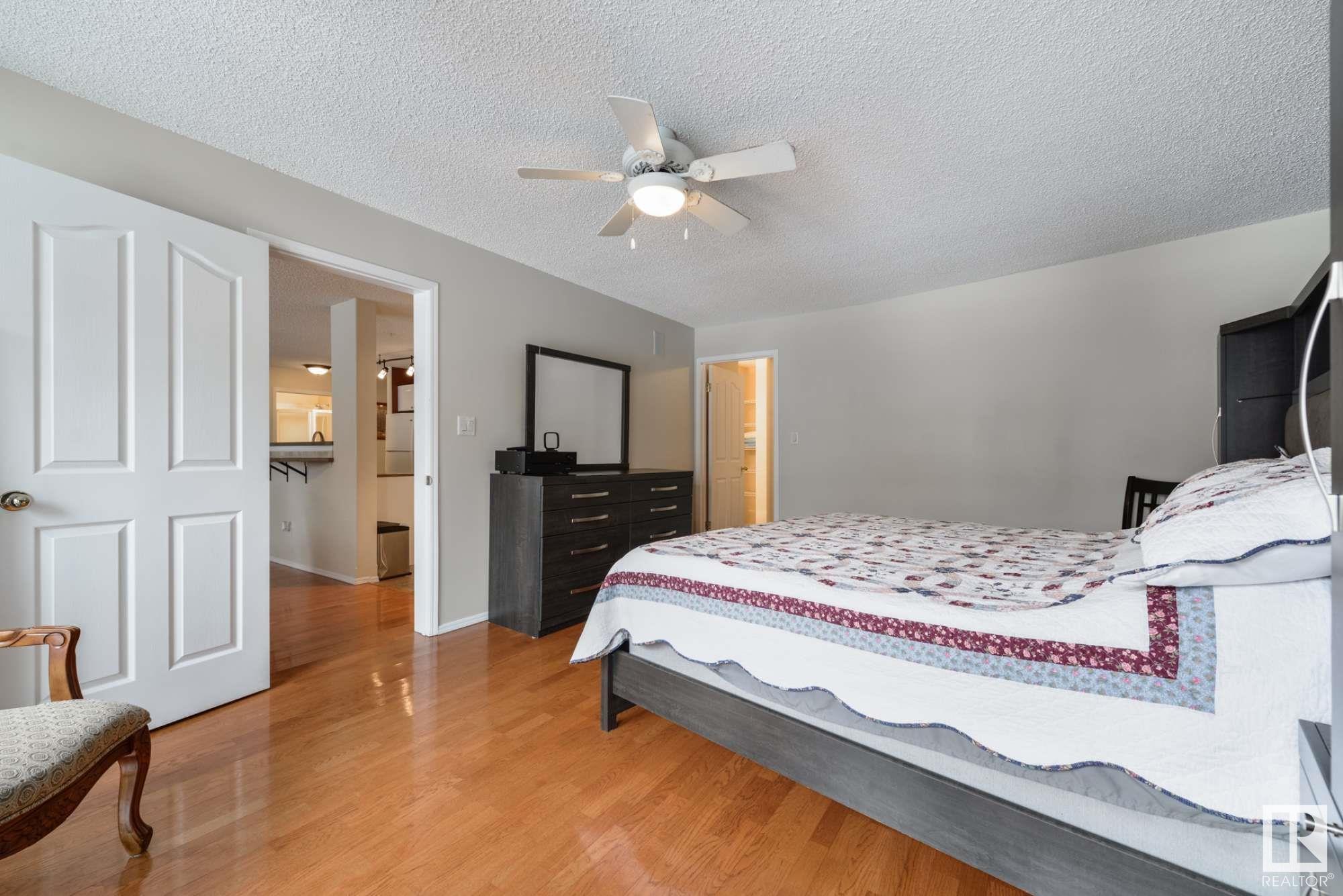      #206 10221 111 NW , Edmonton,  ,T2K 2W5 ;  Listing Number: MLS E4420682