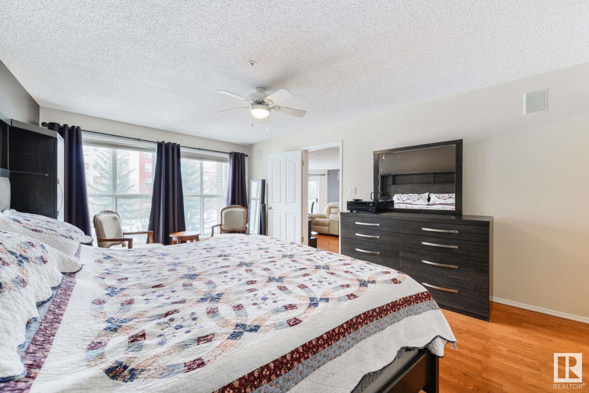      #206 10221 111 NW , Edmonton,  ,T2K 2W5 ;  Listing Number: MLS E4420682