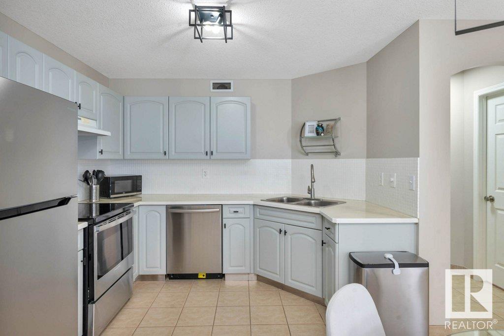      #4 150 EDWARDS DR SW , Edmonton,  ,T6X 1M4 ;  Listing Number: MLS E4420687