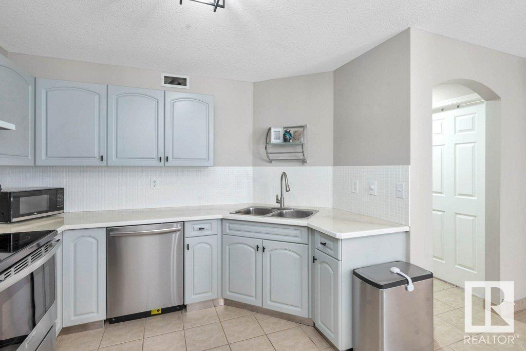      #4 150 EDWARDS DR SW , Edmonton,  ,T6X 1M4 ;  Listing Number: MLS E4420687