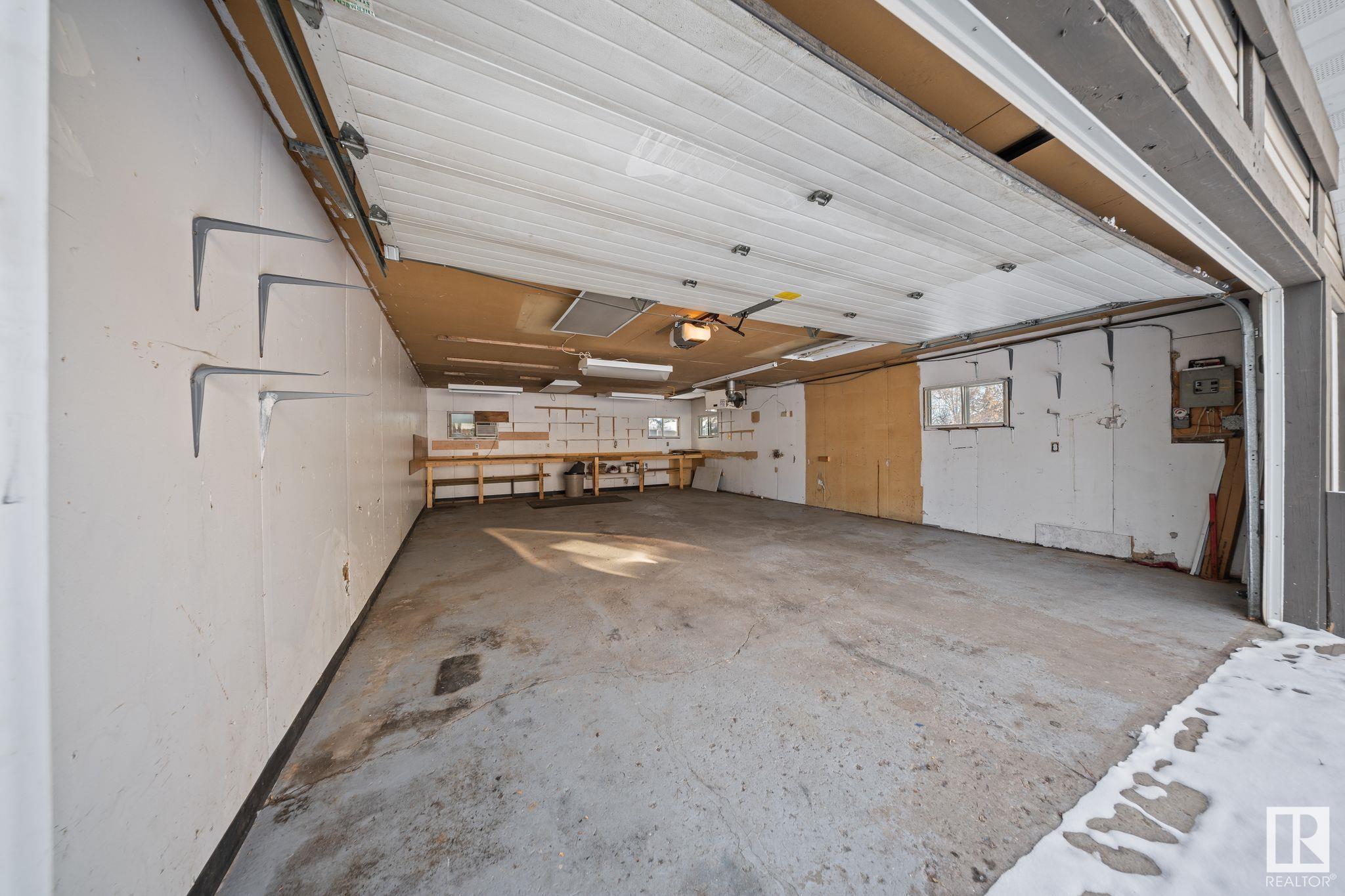      5310 56A ST , Beaumont,  ,T4X 1A7 ;  Listing Number: MLS E4420689