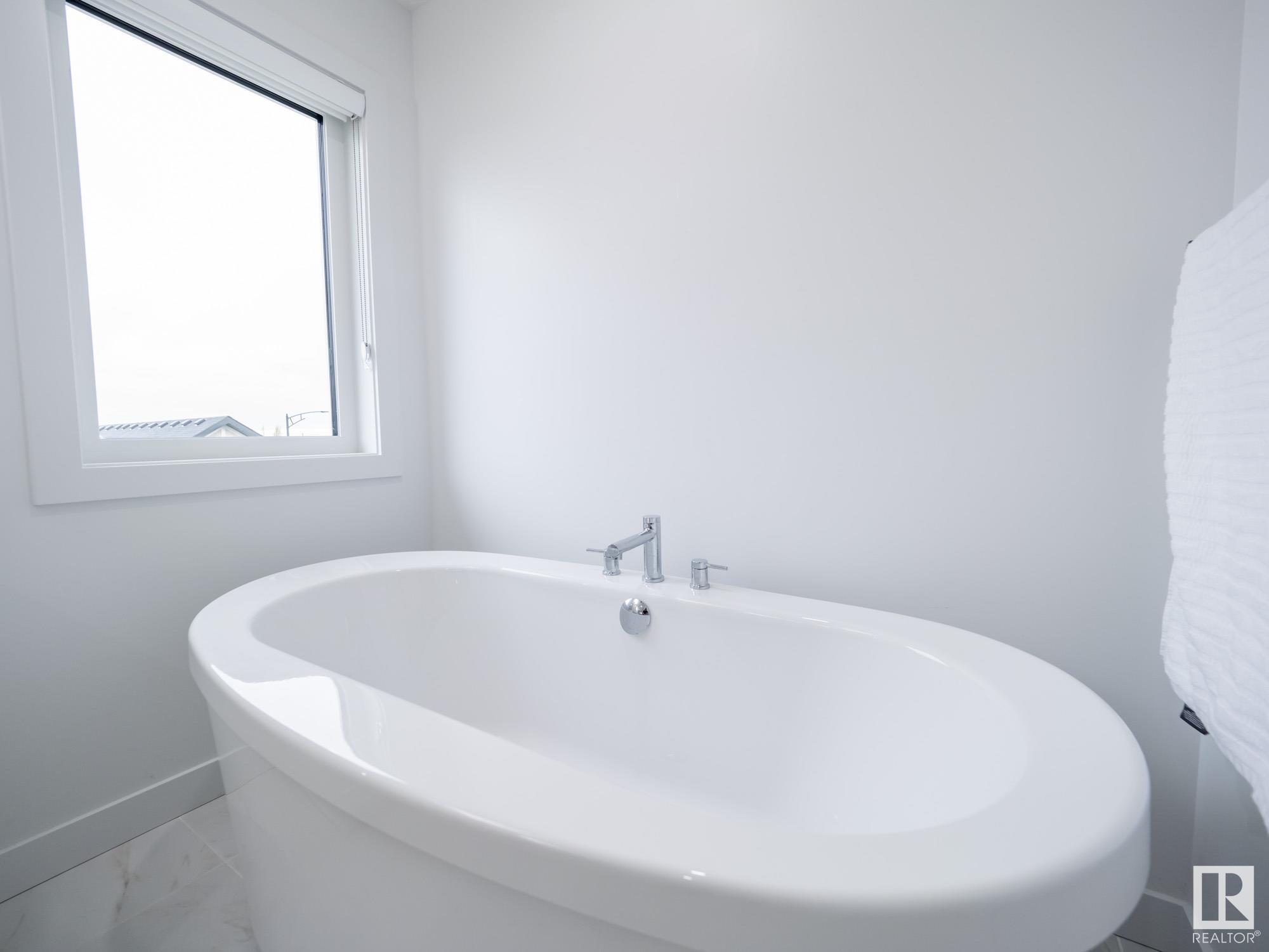      20412 128 AV NW , Edmonton,  ,T5S 0N4 ;  Listing Number: MLS E4420692