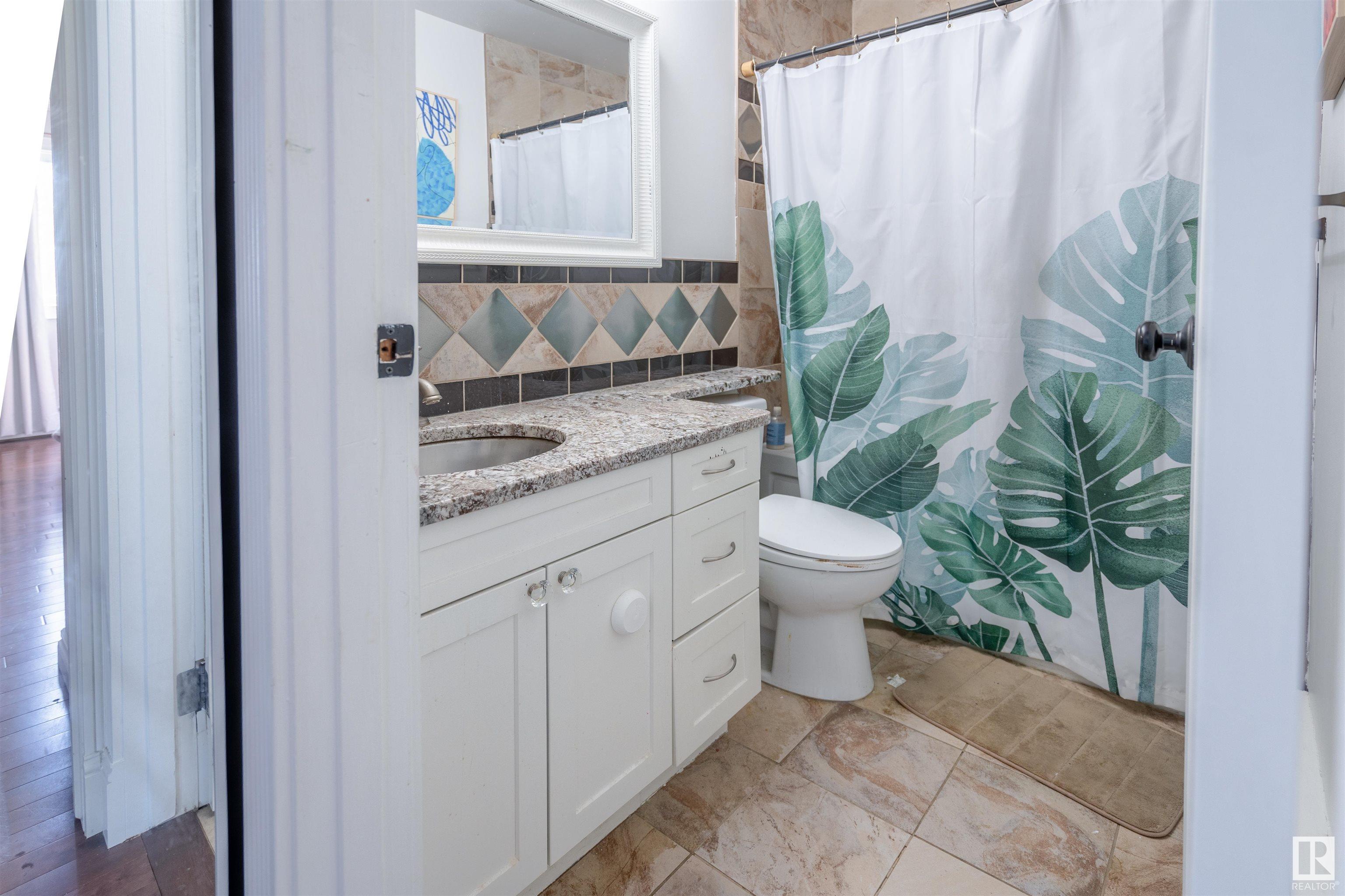      #404 10625 83 AV NW , Edmonton,  ,T6E 2E3 ;  Listing Number: MLS E4420693