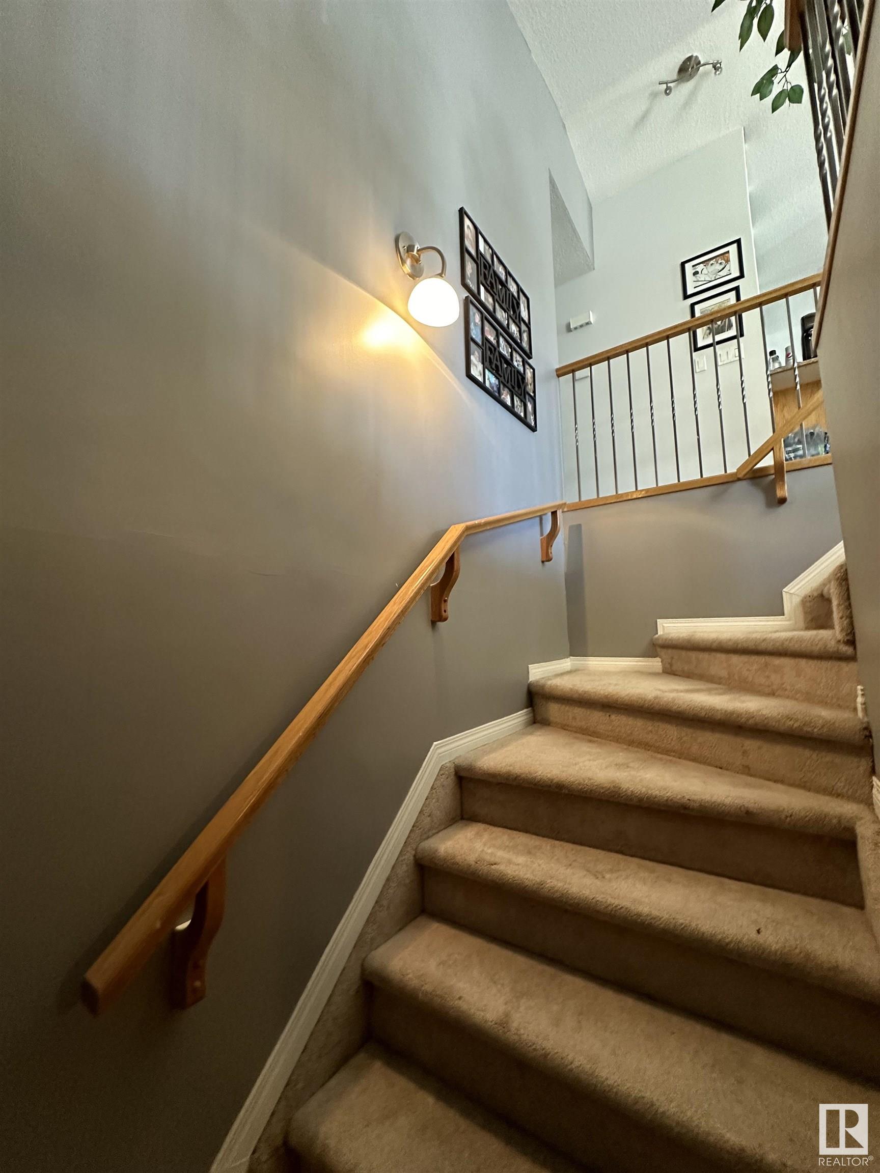      9637/9635 109A AV NW , Edmonton,  ,T5H 1G4 ;  Listing Number: MLS E4420694